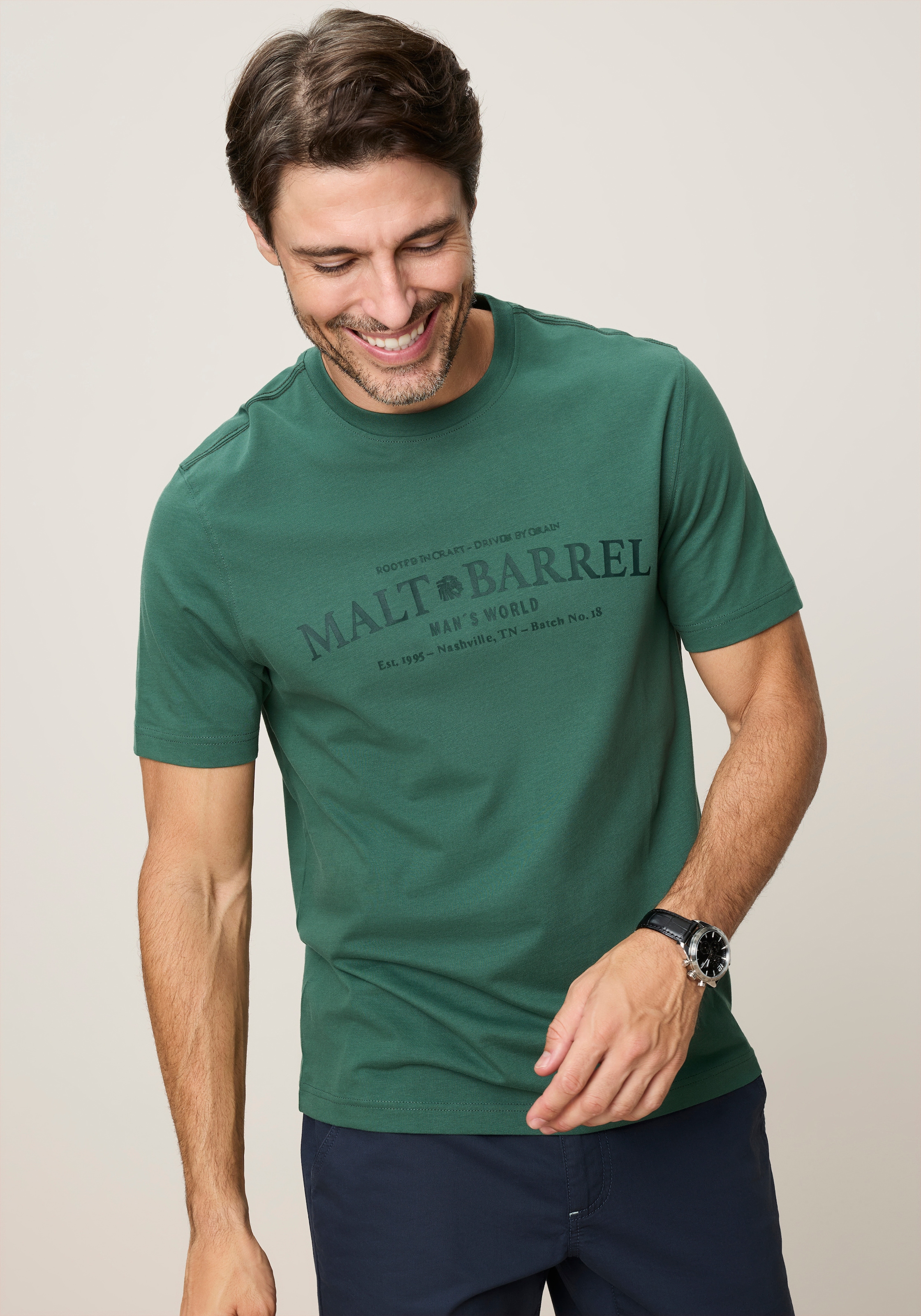 Mans World Rundhalsshirt normale Passform, Kurzarm, bedruckte Optik mit Print-Applikation