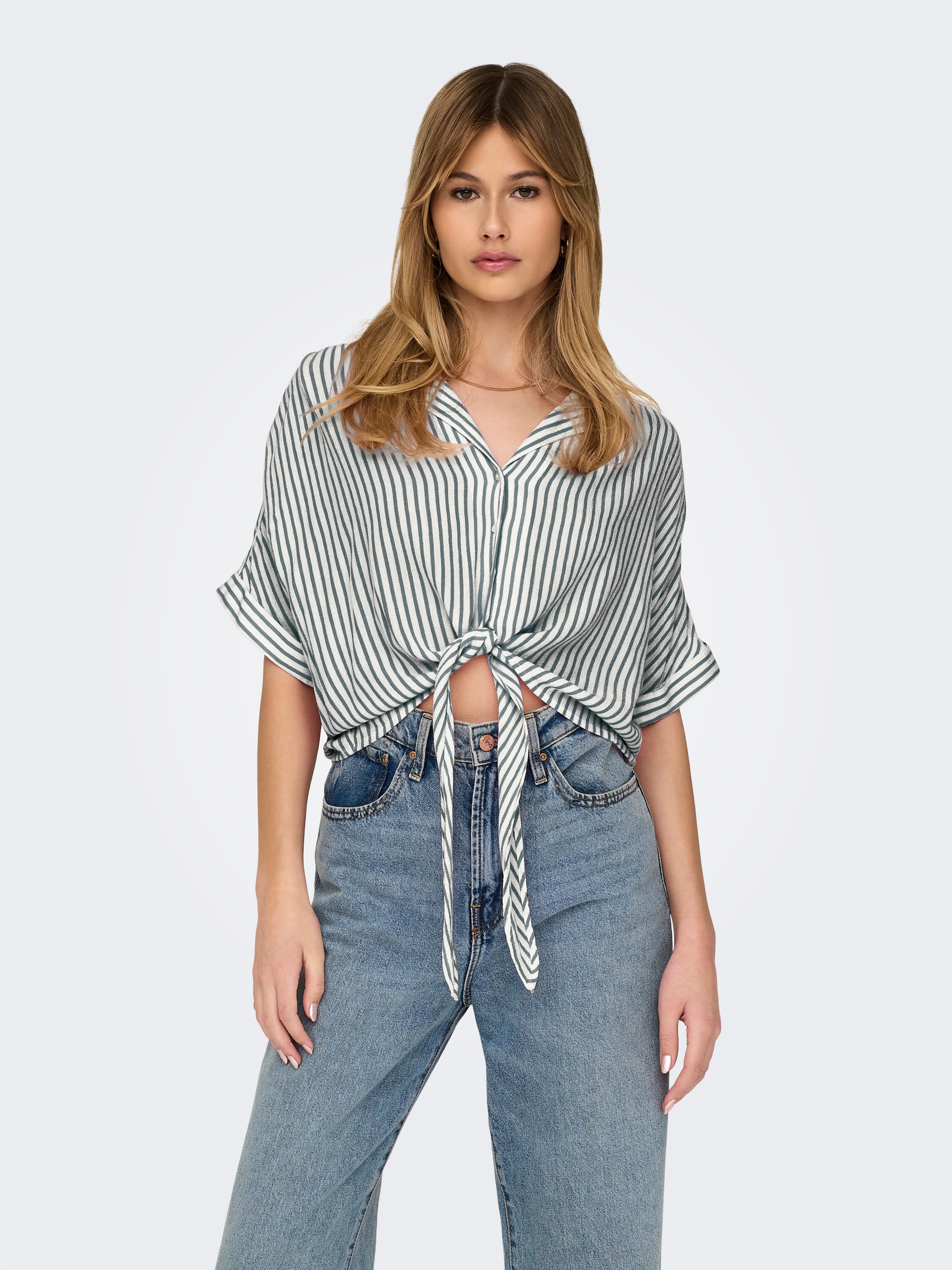 ONLY Kurzarmbluse "ONLPAULA LIFE S/S TIE SHIRT WVN NOOS" günstig online kaufen
