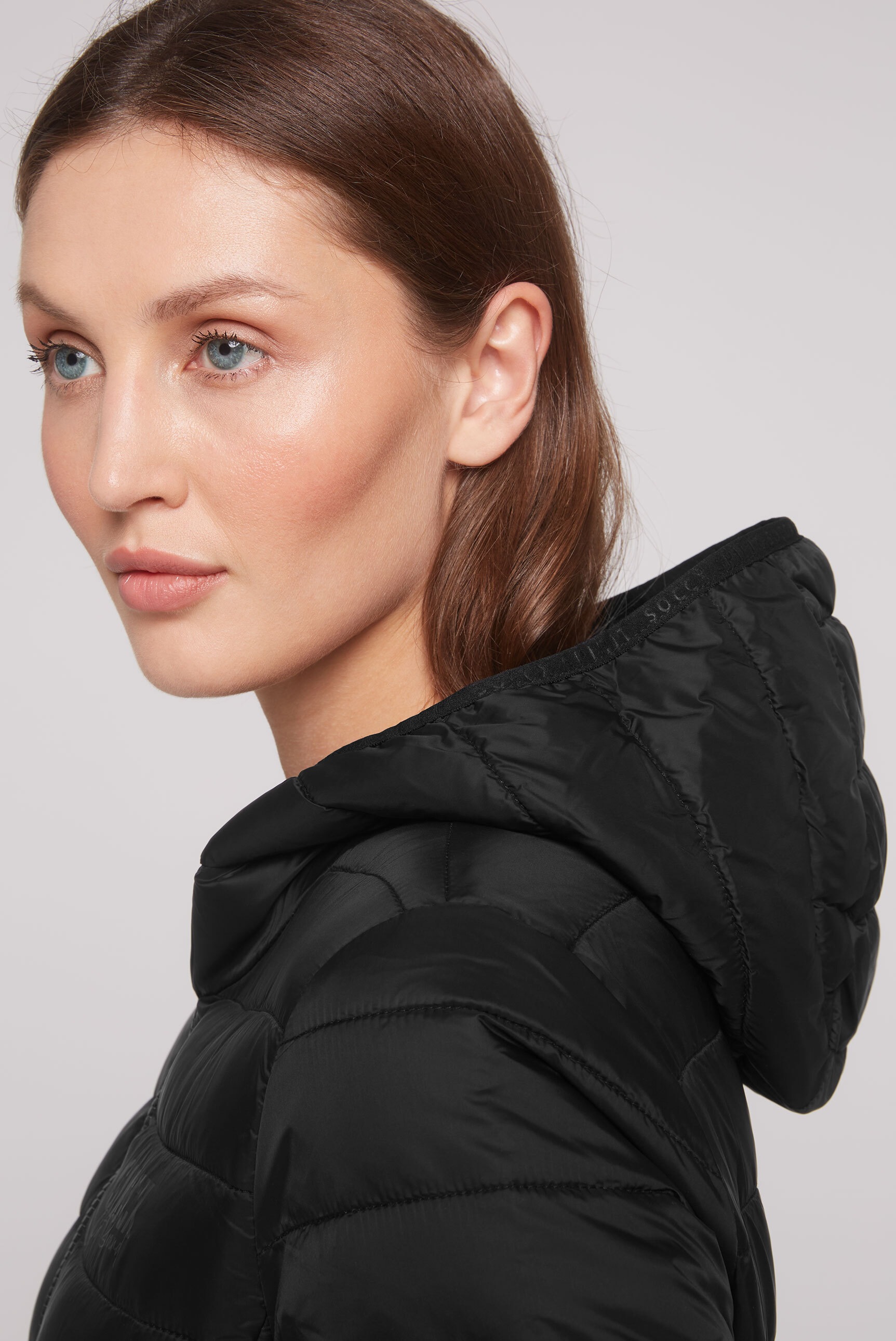 SOCCX Outdoorjacke, mit Kapuze, mit elastischem Saumabschluss