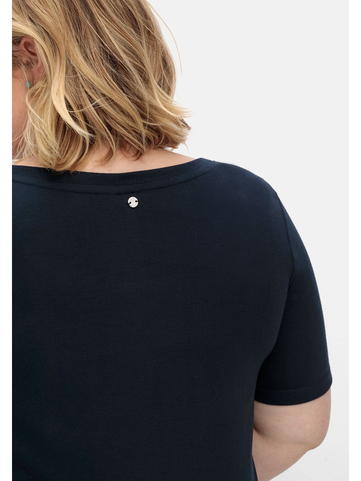 Sheego Rundhalsshirt »Große Größen«, mit Frontdruck, leicht taillierte Form