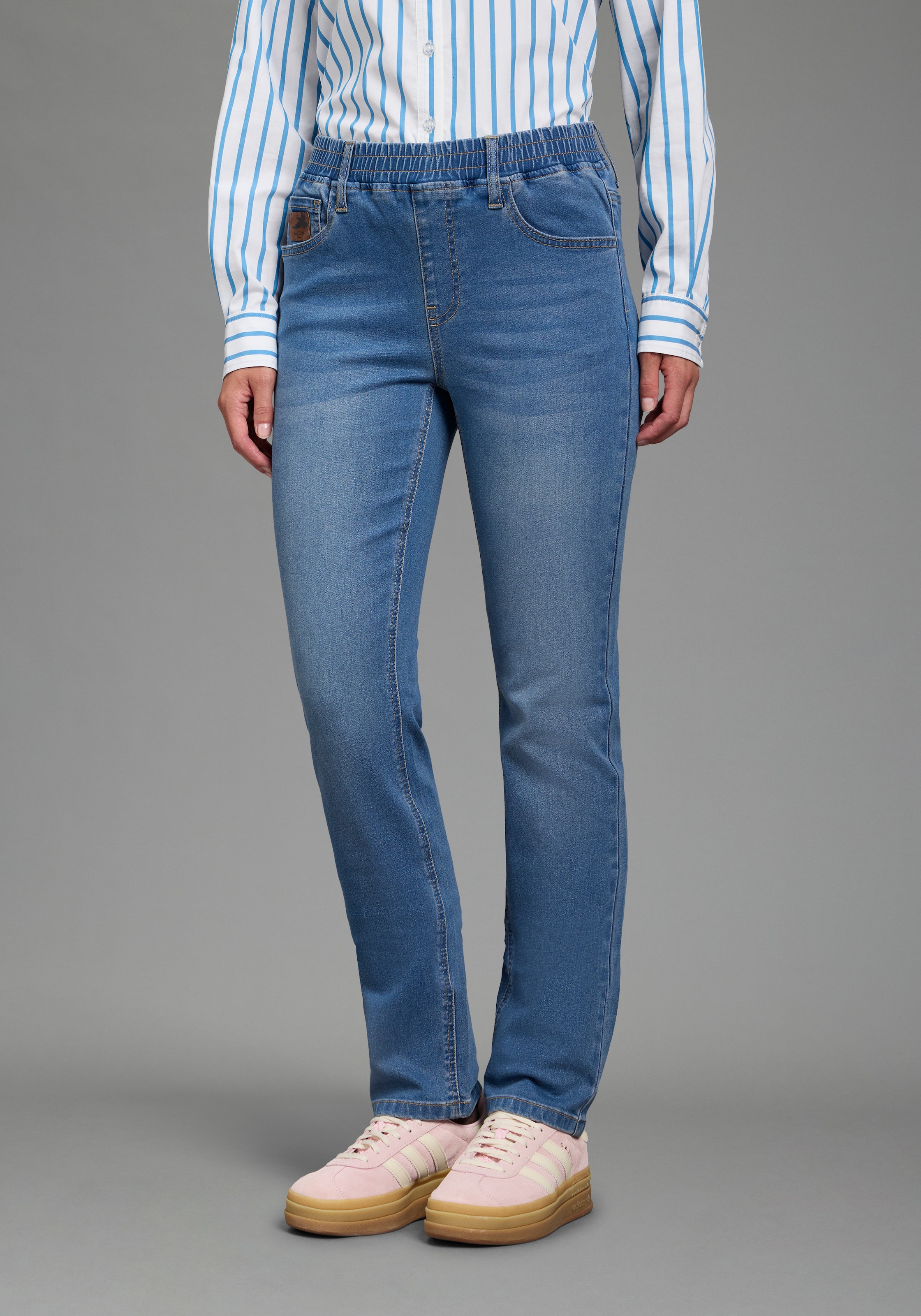 Arizona Relax-fit-Jeans »mit Schlupfbund« mit weitem Beinverlauf, in elastischer Denim/Jeans-Qualität