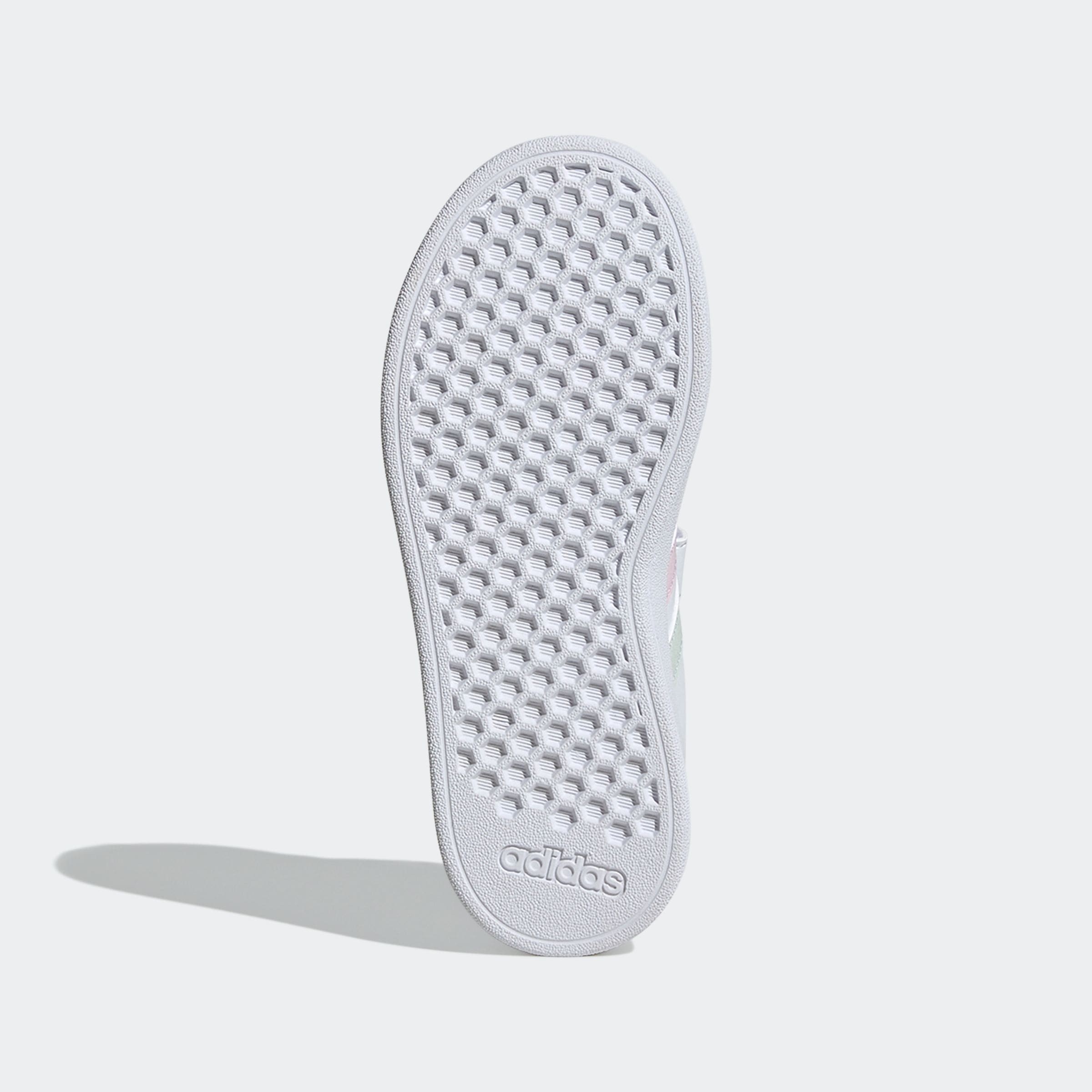 adidas Sportswear Sneaker »GRAND COURT 2.0 KIDS«, Design auf den Spuren des adidas Superstar