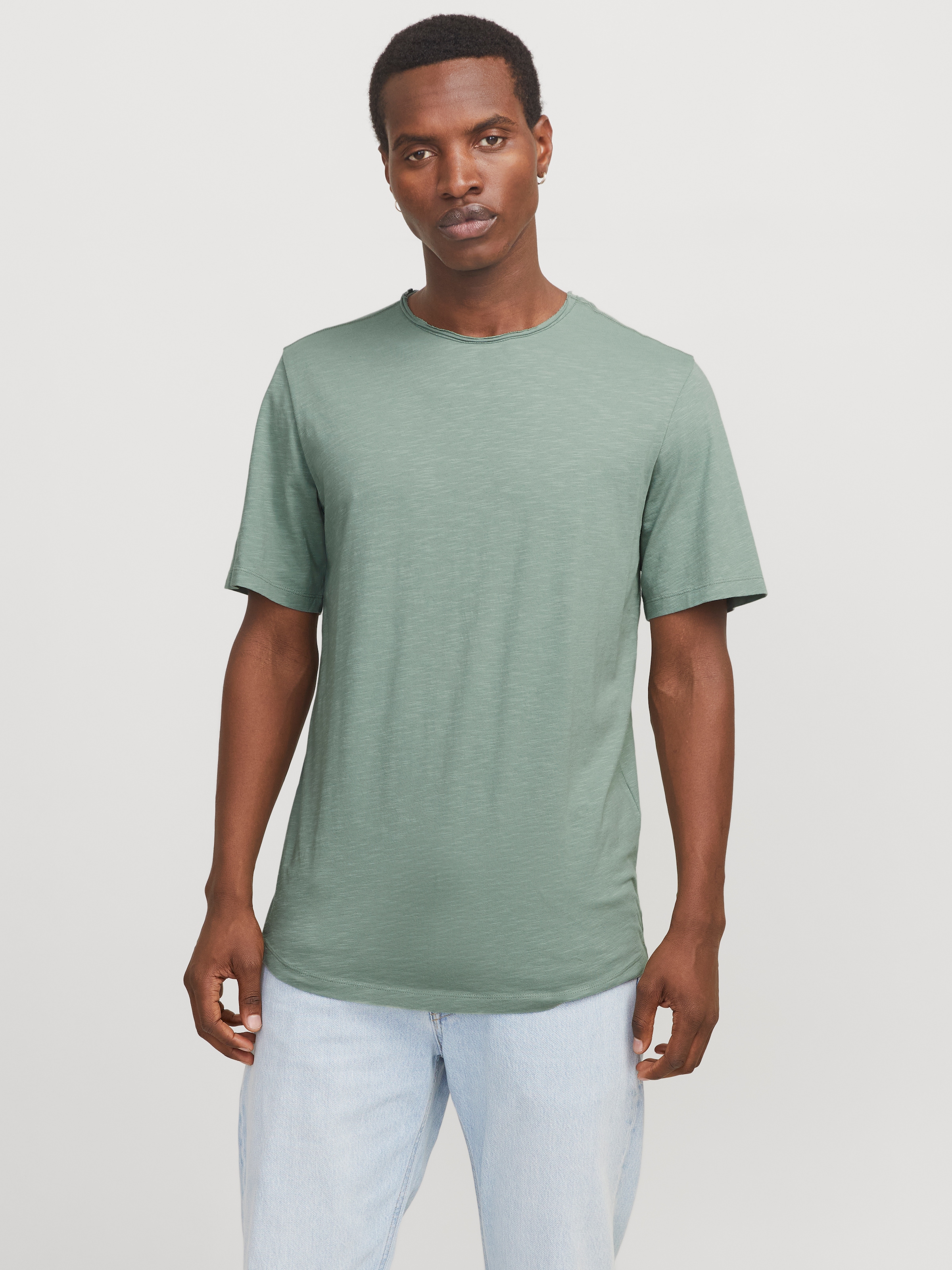 Jack & Jones Rundhalsshirt "JJEBASHER TEE O-NECK SS NOOS", mit Rundhalsausschnitt