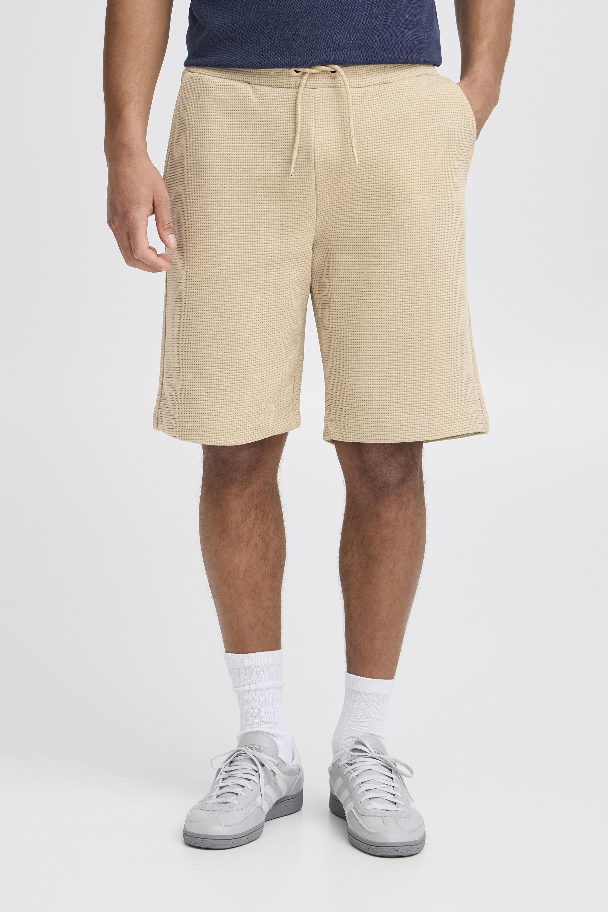 Sweatshorts BLEND "Sweatshorts BHCASPER", Herren, Gr. XXL, N-Gr, braun (cornstalk), Obermaterial: 60% Baumwolle CO. 40% Polyester PES., Hosen Sweatshorts 5