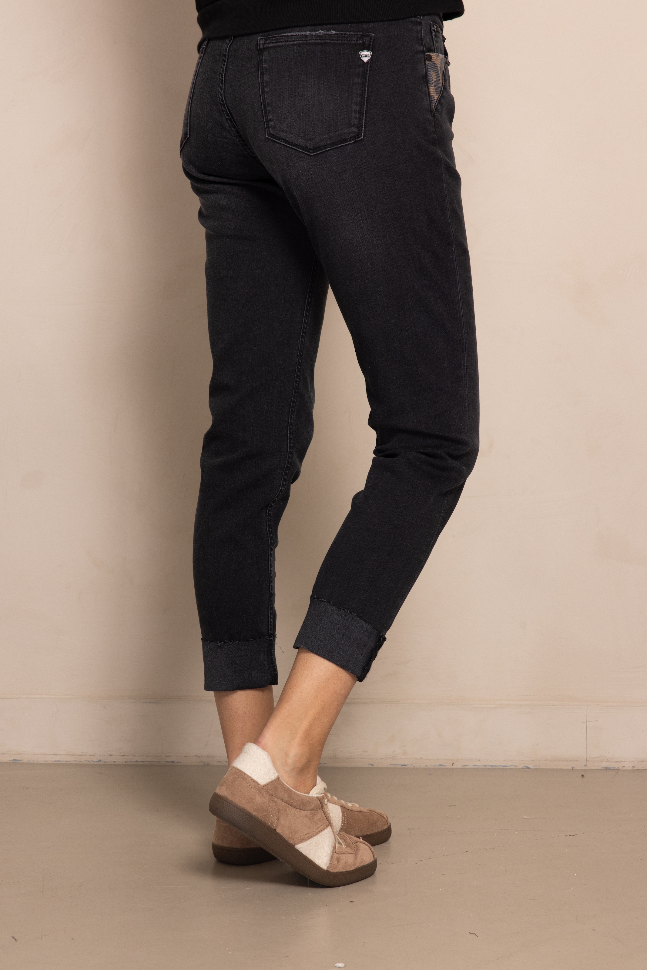 Zhrill Skinny-fit-Jeans »ZHNOVA« mit Eingrifftaschen und Gesäßtaschen, mit Stretch