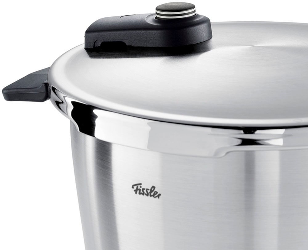 Fissler Schnellkochtopf »Vitaquick® Premium«, Edelstahl 18/10, (3 tlg., 1 Schnellkochtopf 6 L, 1 Metalldeckel, 1 Dünsteinsatz), Made in Germany, mit gelochtem Einsatz