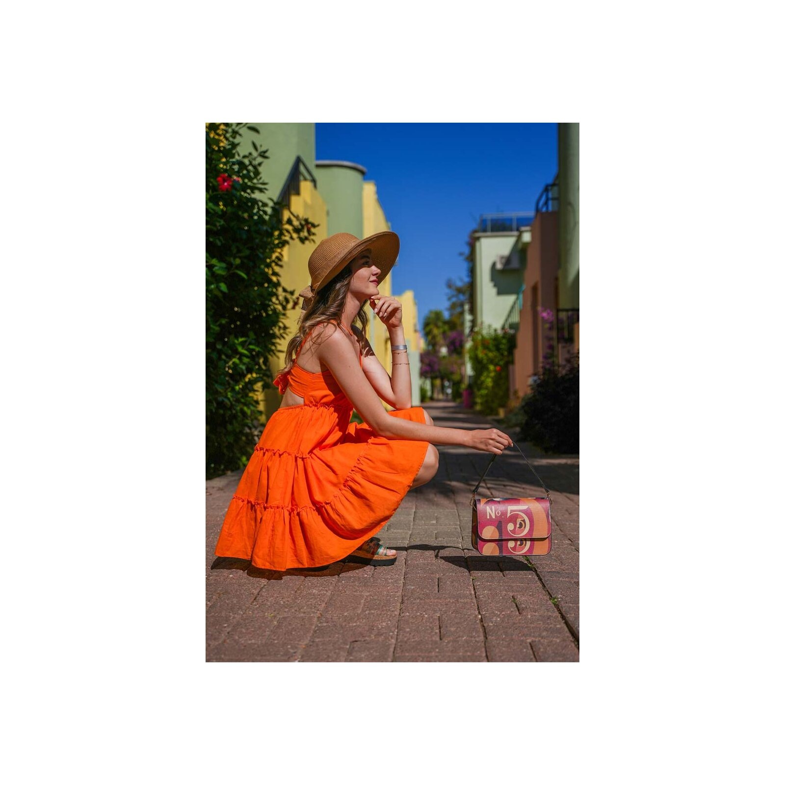 DOGO Handtasche »Y-Generation Abendtasche No Five Damen Umhängetasche«, Handgefertigt