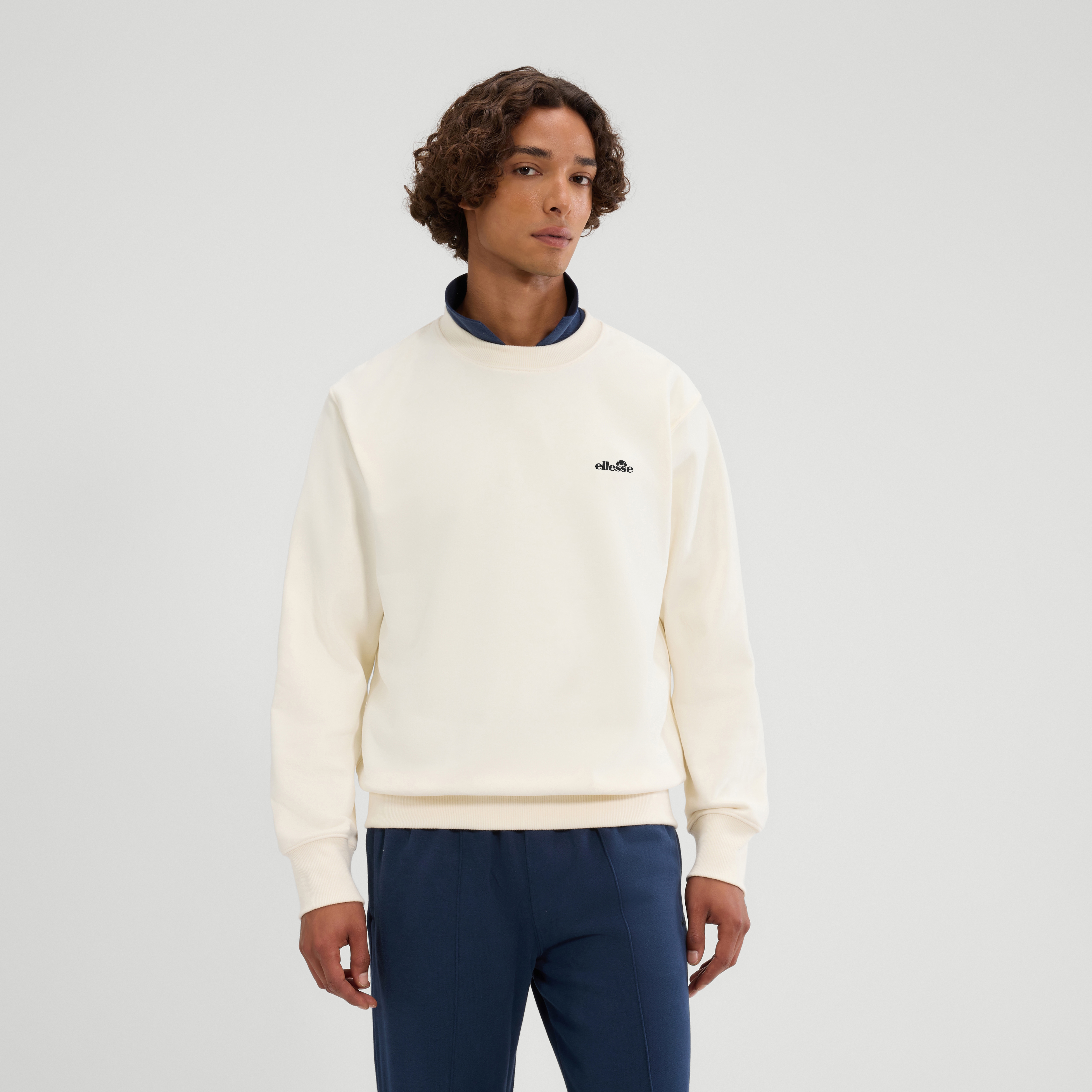 Ellesse Sweatshirt "CORCOLLE SWEATSHIRT", mit Rundhalsausschnitt, ohne Verschluss, aus Baumwolle und Polyester