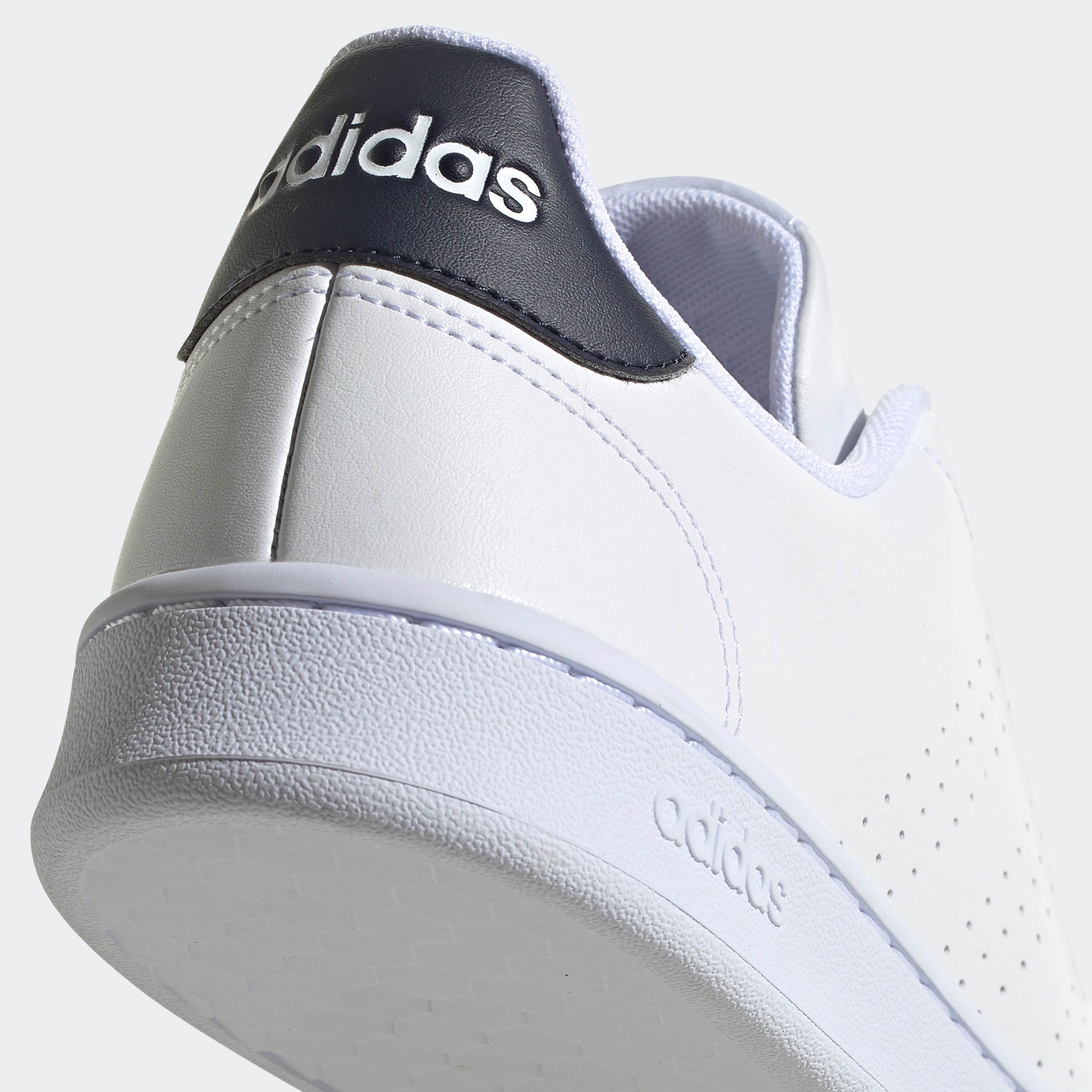 adidas Sportswear Sneaker »ADVANTAGE«, Design auf den Spuren des adidas Stan Smith