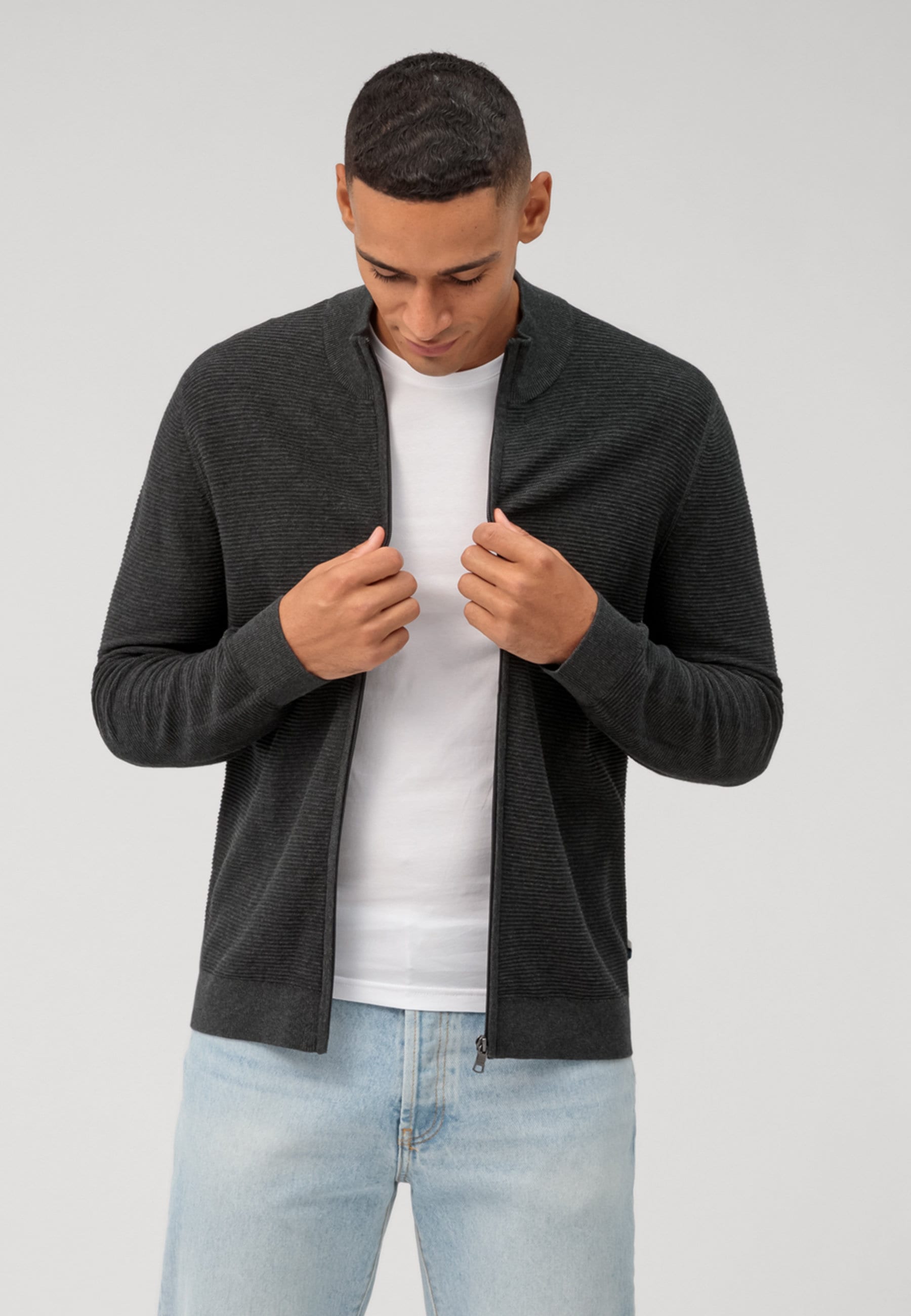 OLYMP Sweatjacke "OLYMP Casual Strick, Sweatjacke"