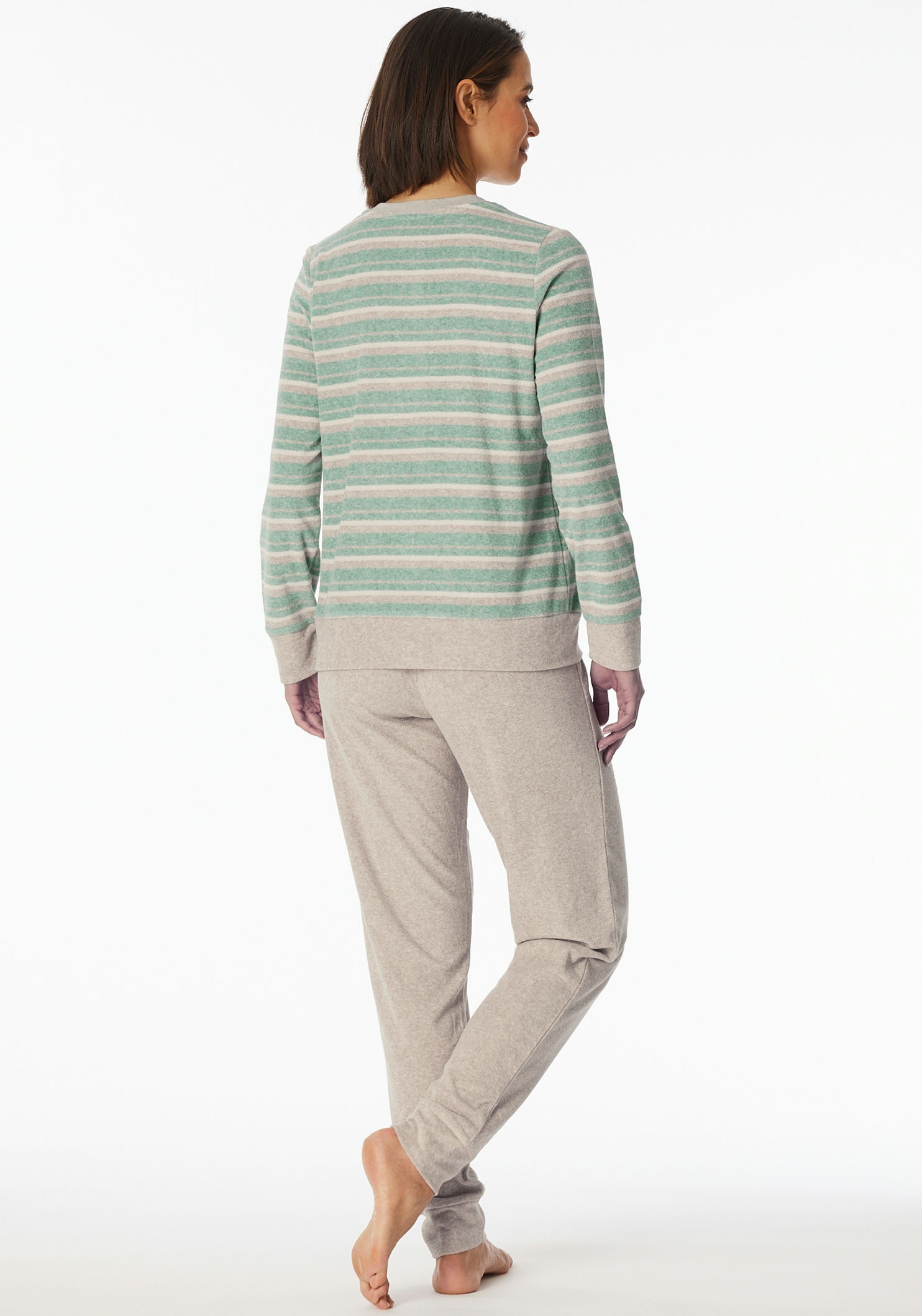 Schiesser Schlafanzug »Casual Essentials«, (2 tlg.), wärmende Frottee-Qualität, Rundhalsausschnitt, langärmelig