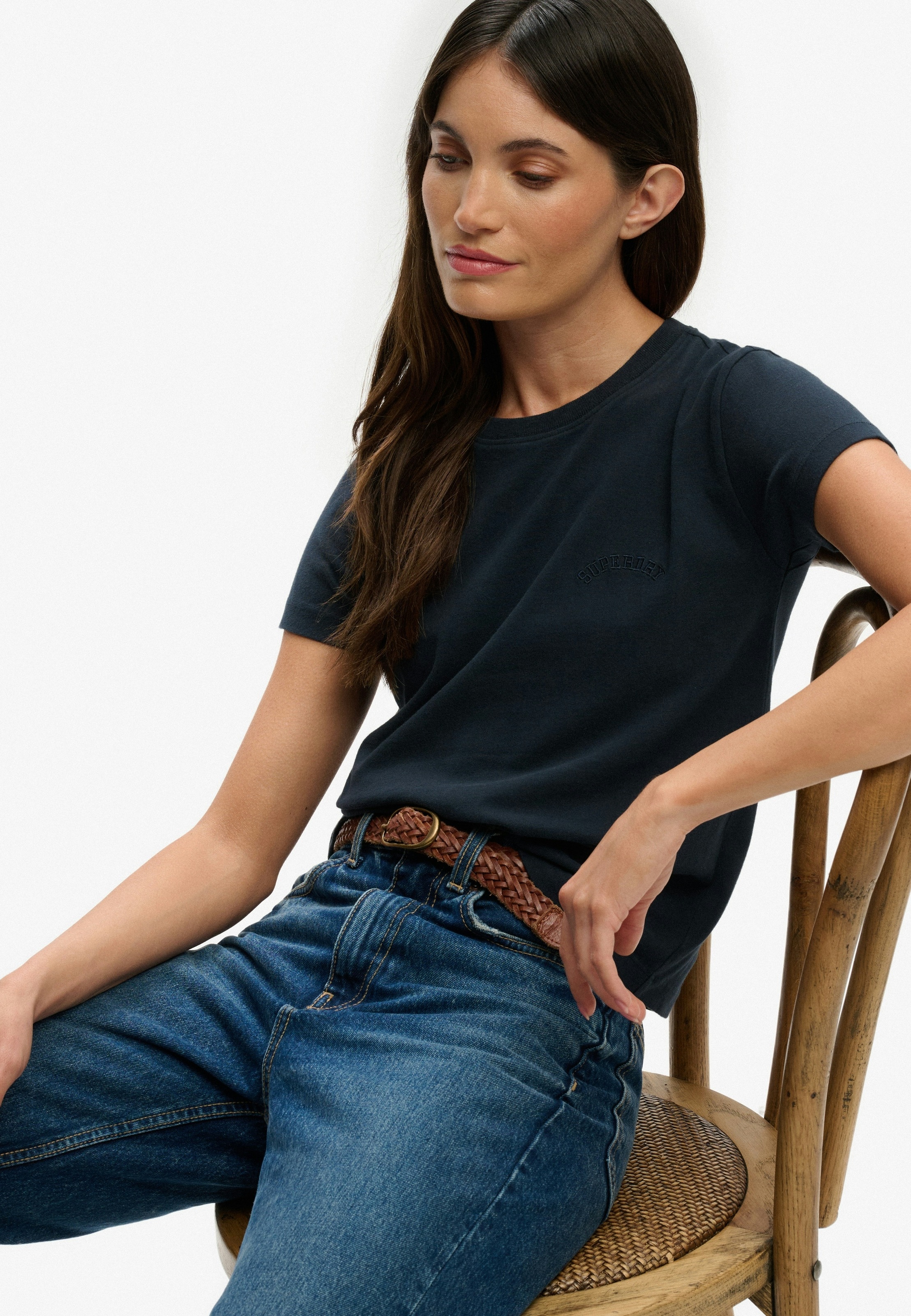 Superdry Kurzarmshirt "SU-ESSENTIAL LOGO 90S T SHIRT" angenehmes Tragegefüh günstig online kaufen