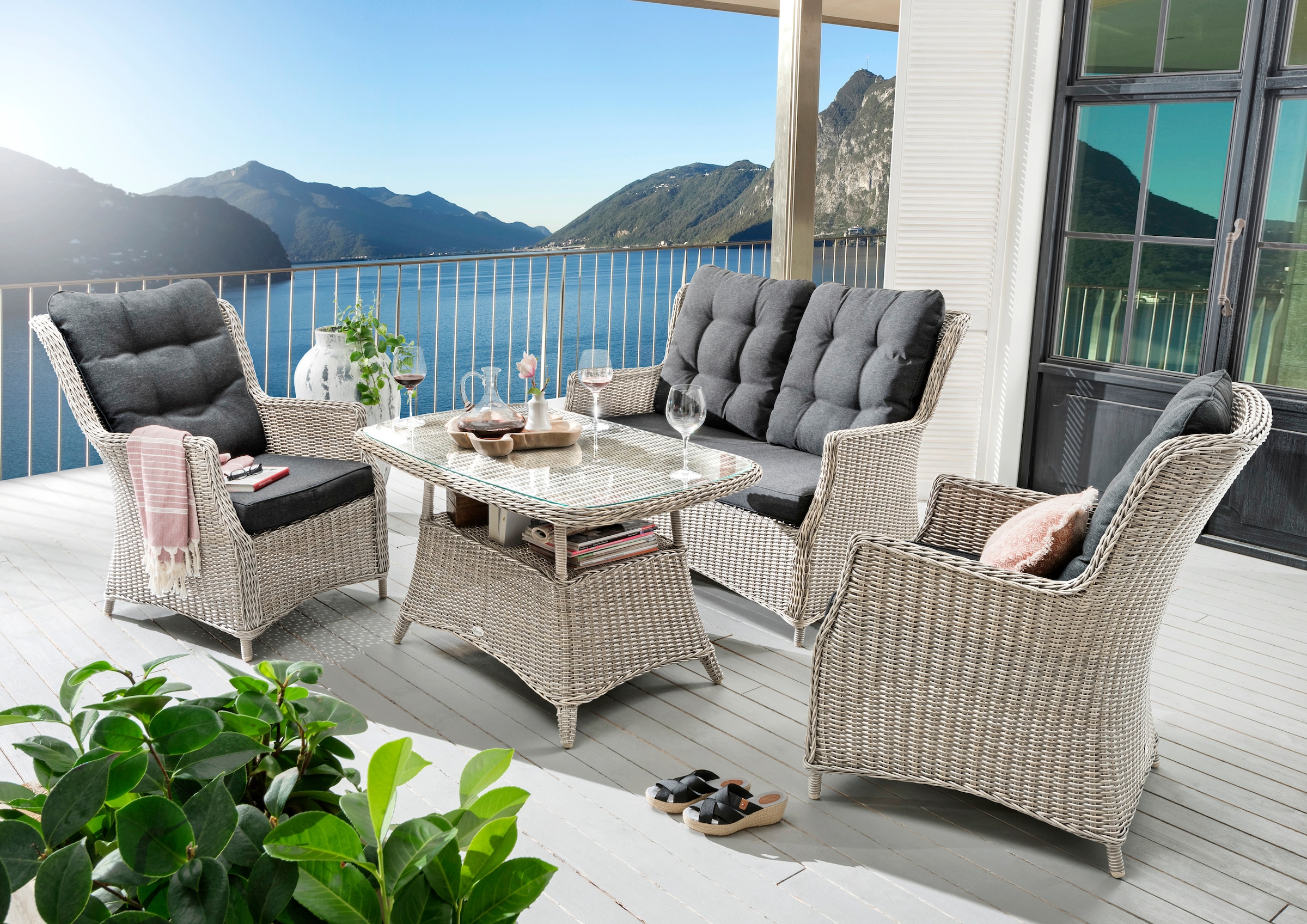 Destiny Garten-Essgruppe "CASA", (13 tlg., 1x 2er Sofa, 2x Sessel, 1x Tisch, inkl. Auflagen), Aluminium, Polyrattan