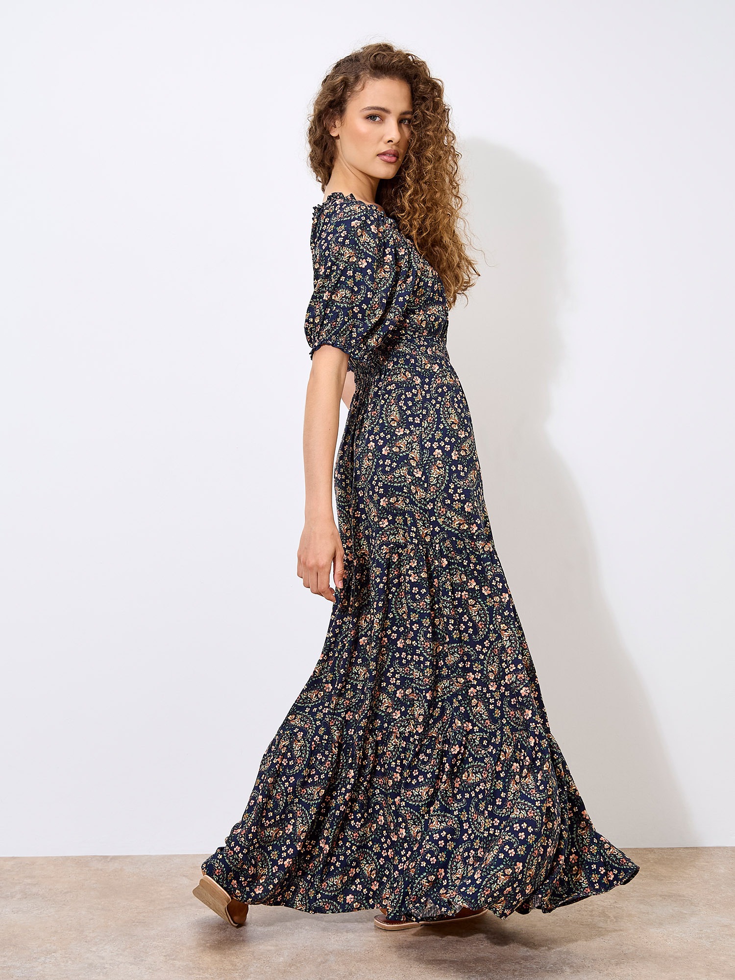 Apricot Maxikleid »Maxikleid« mit elastischen Details