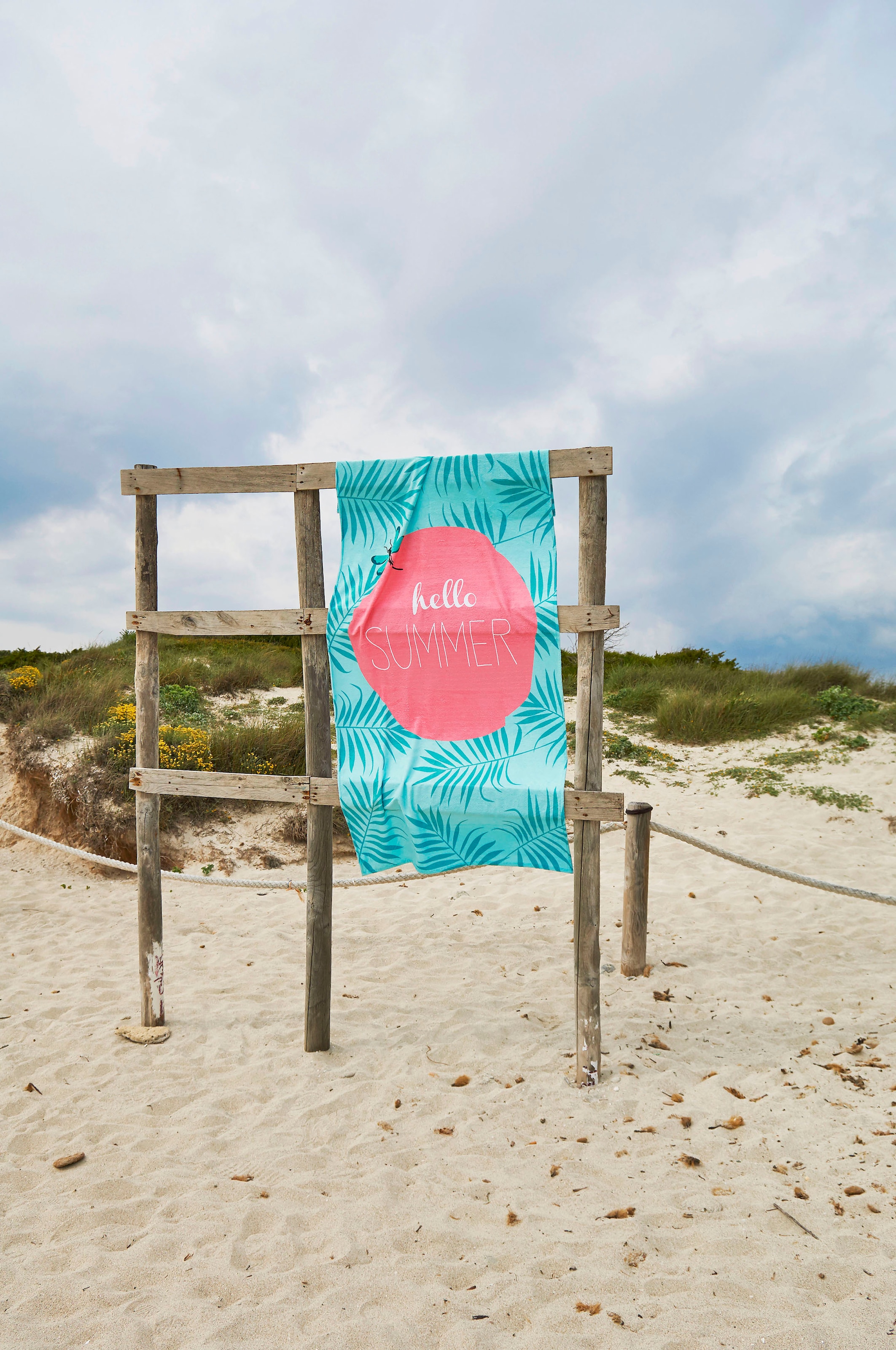 done.® Strandtuch »Hello Wertgegenstände Reisverschluss- St.), mit auf für Tasche Summer«, Rechnung (1 gemustert, BAUR 