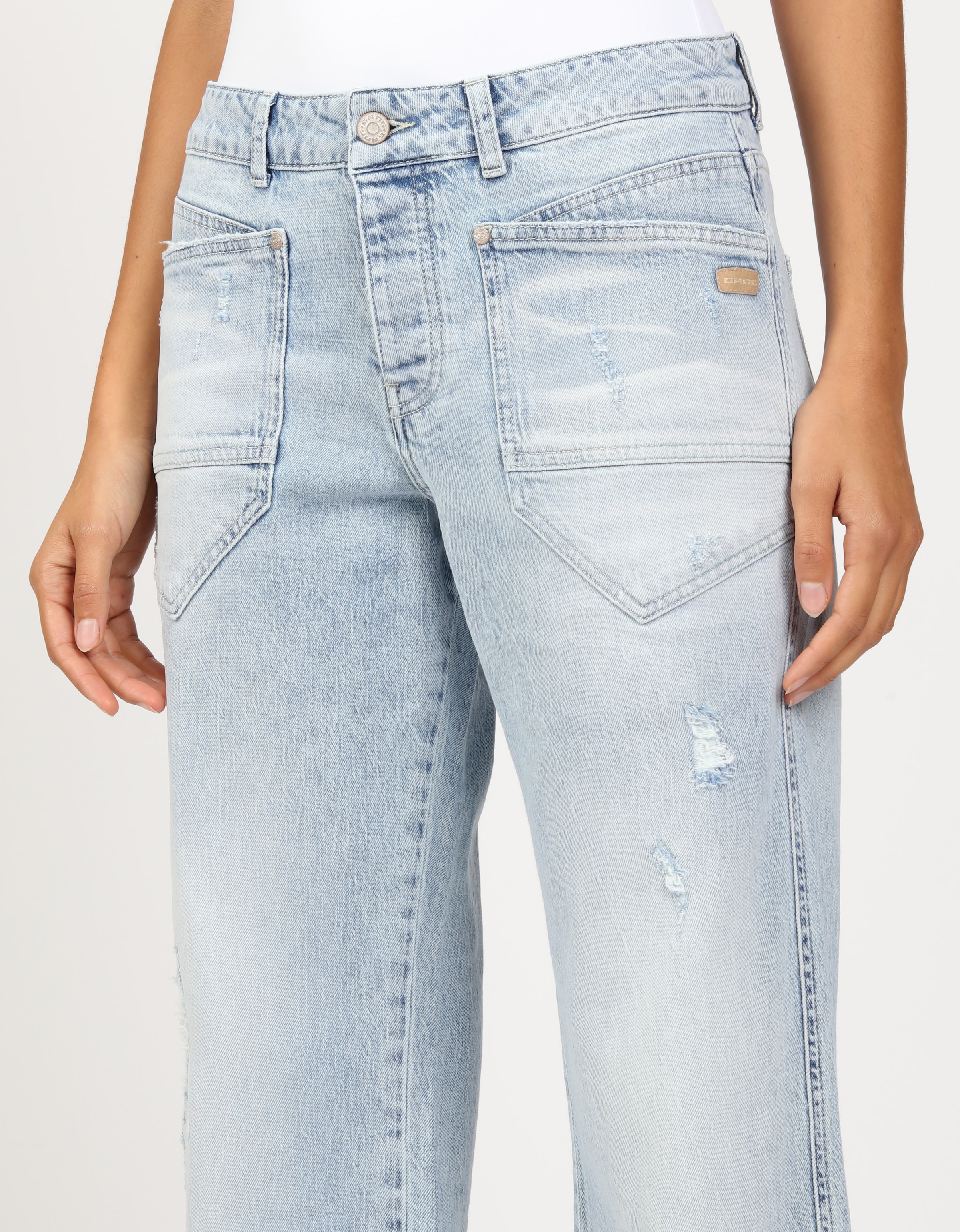 GANG Loose-fit-Jeans »94ROBERTA«, mit übergroßen aufgesetzten Taschen