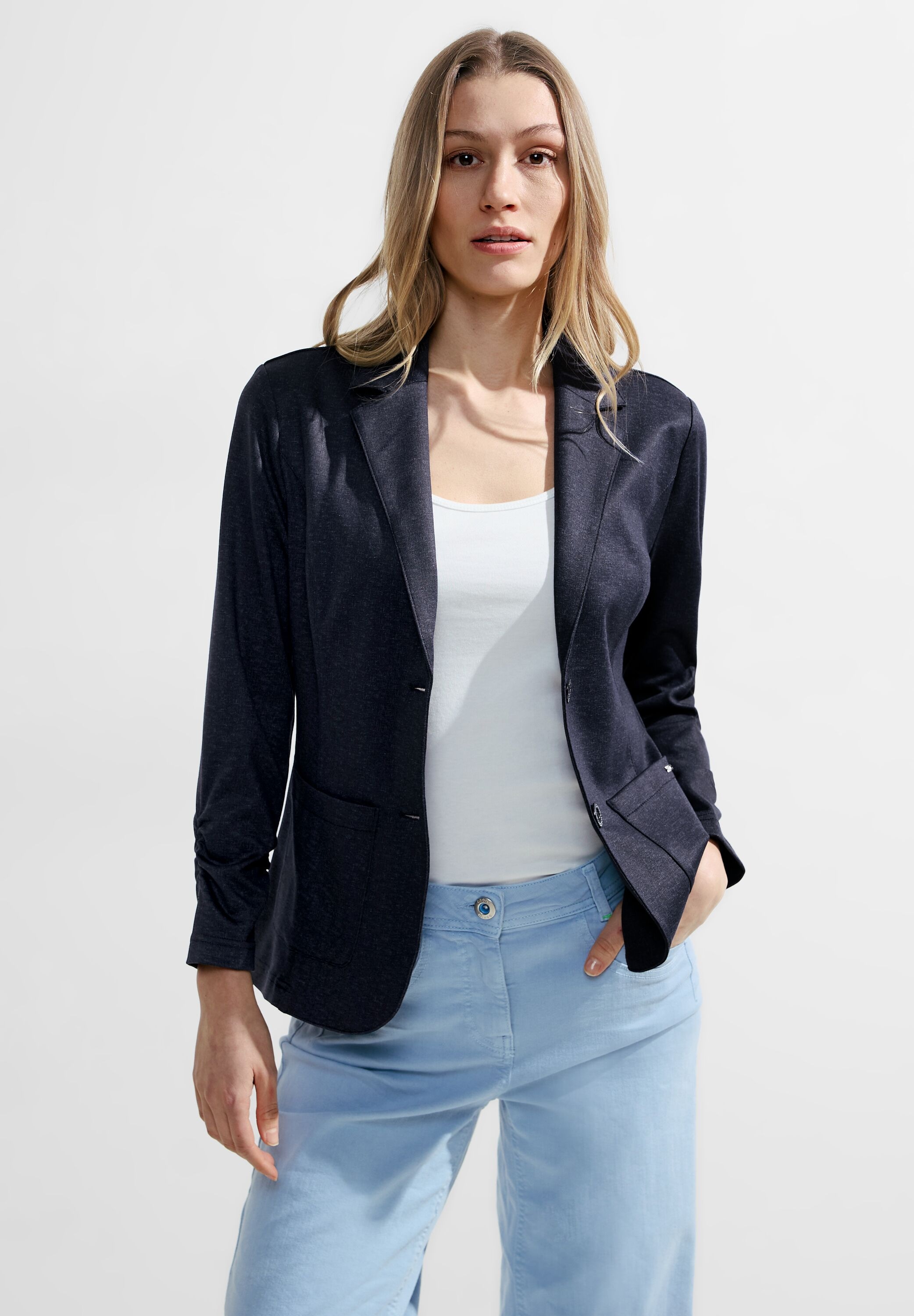 Cecil Sweatblazer, in Unifarbe