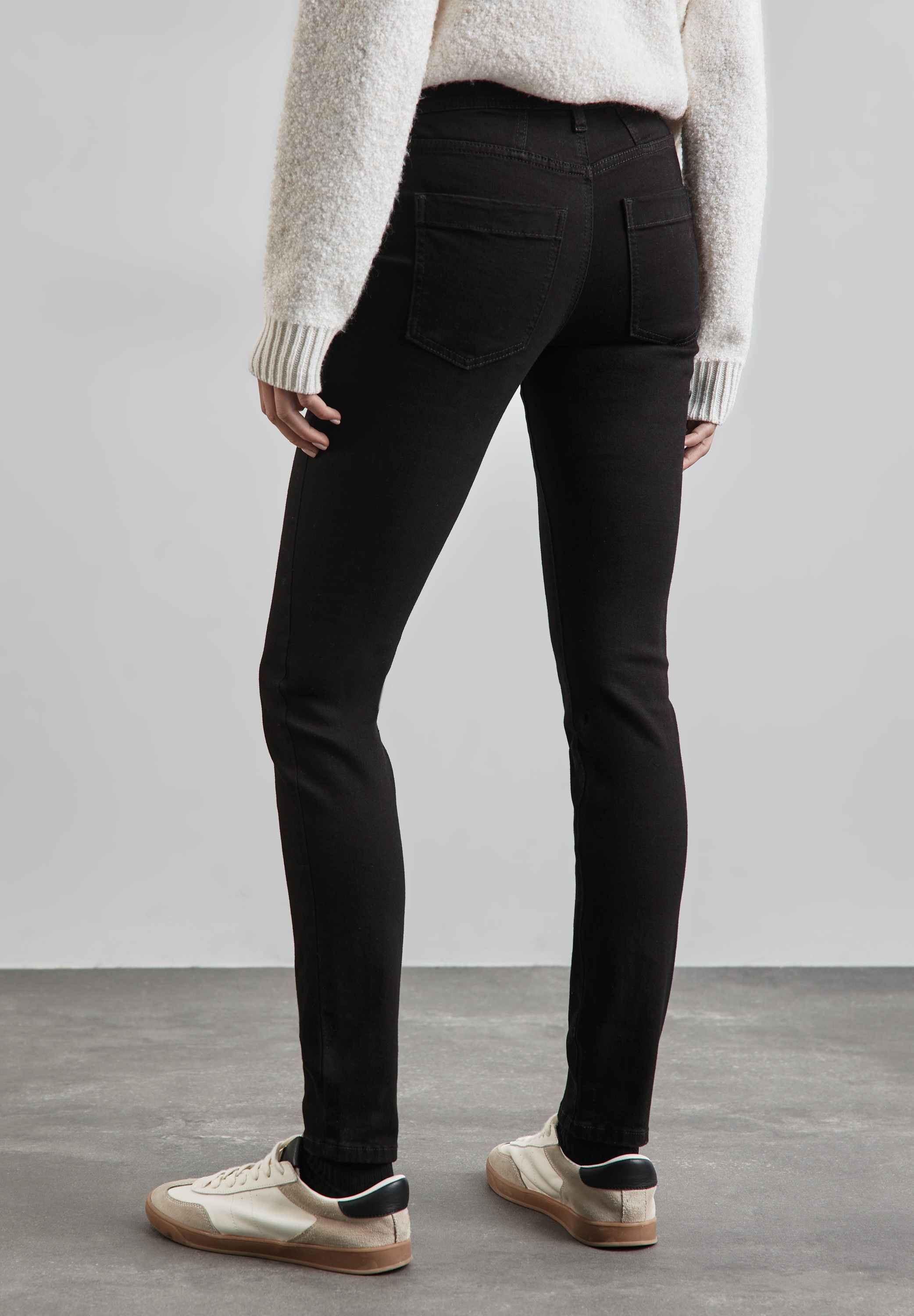 STREET ONE Slim-fit-Jeans »Style YORK«, im Five-Pocket Style