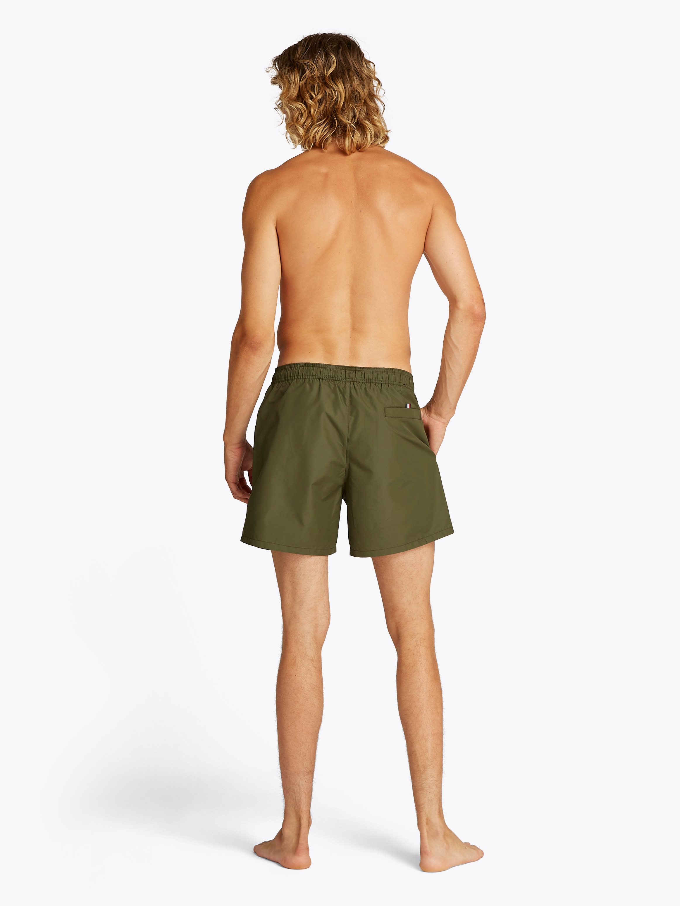 Tommy Hilfiger Swimwear Badeshorts »MEDIUM DRAWSTRING«, mit Logostickerei an der Hüfte