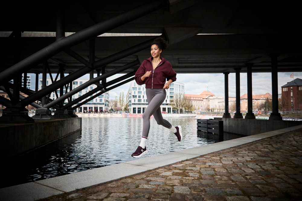 RIEKER Sport Plateausneaker, Slip-on Sneaker, Halbschuh, Freizeitsneaker mit MemoSoft-Innensohle
