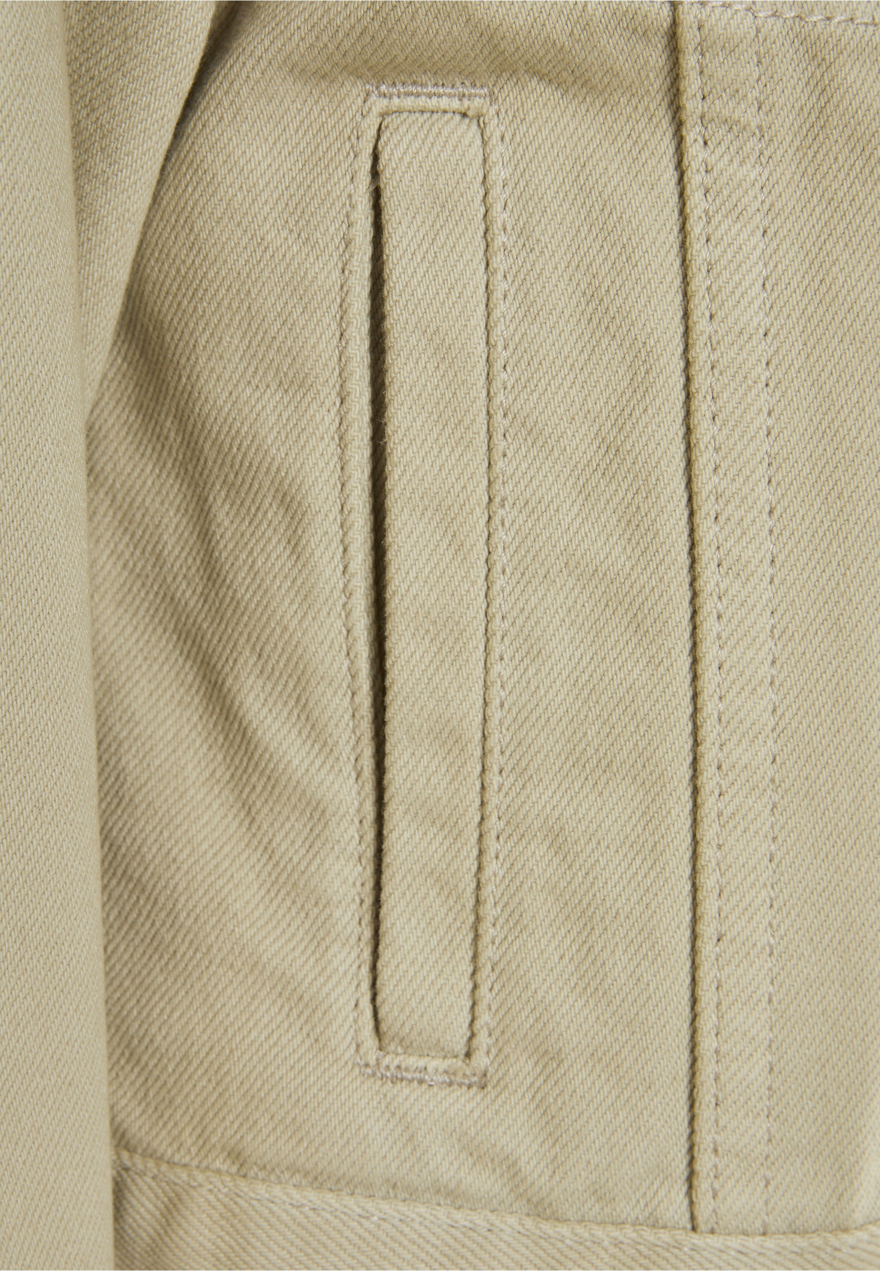 URBAN CLASSICS Jeansjacke »Urban Classics Damen Ladies Oversized Colored Denim Jacket« 1 Stk. tlg. ohne Kapuze