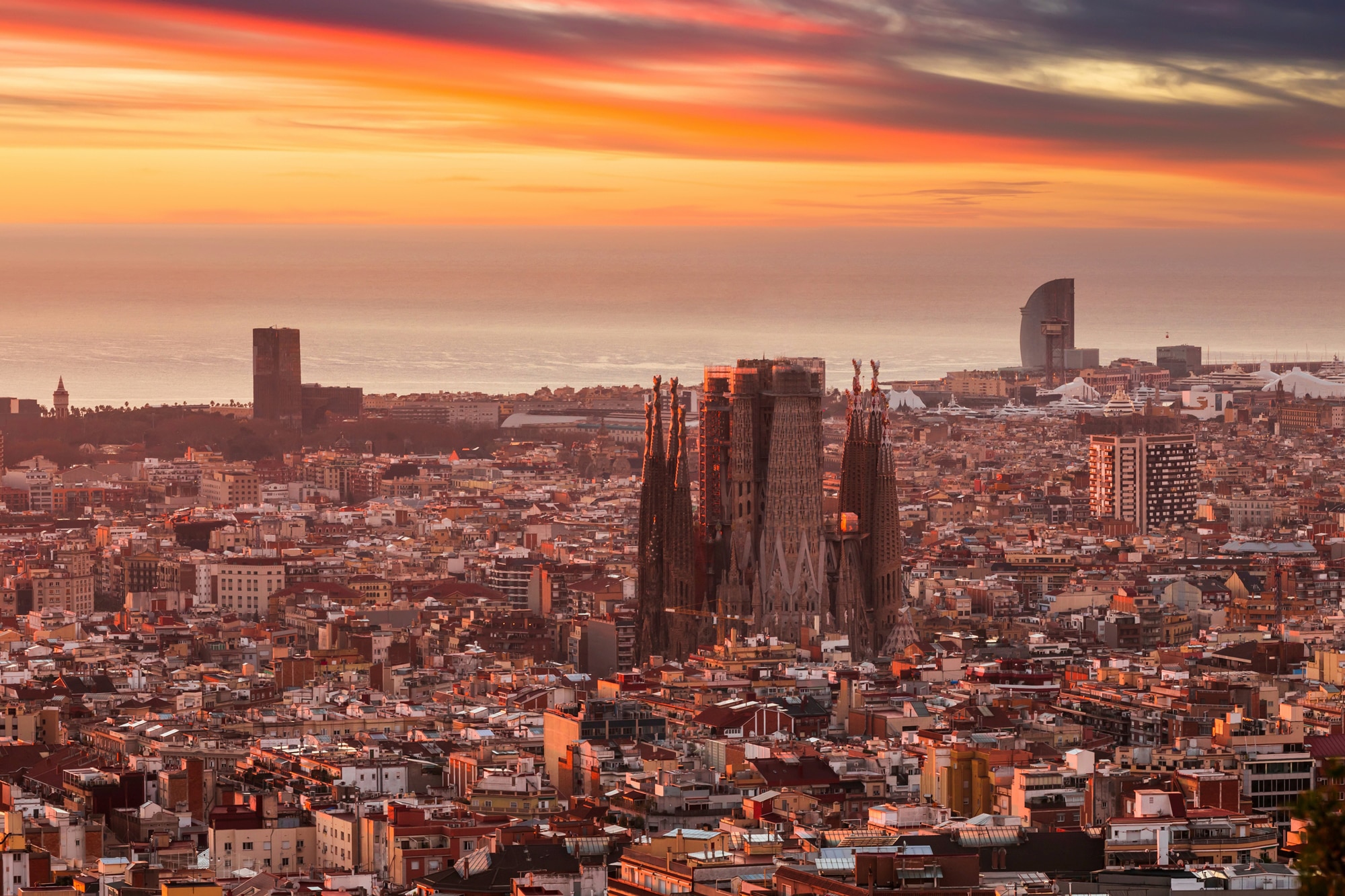 Papermoon "BARCELONA-STADT SPANIEN SAGRADA FIMILIAR SKYLINE MEER"