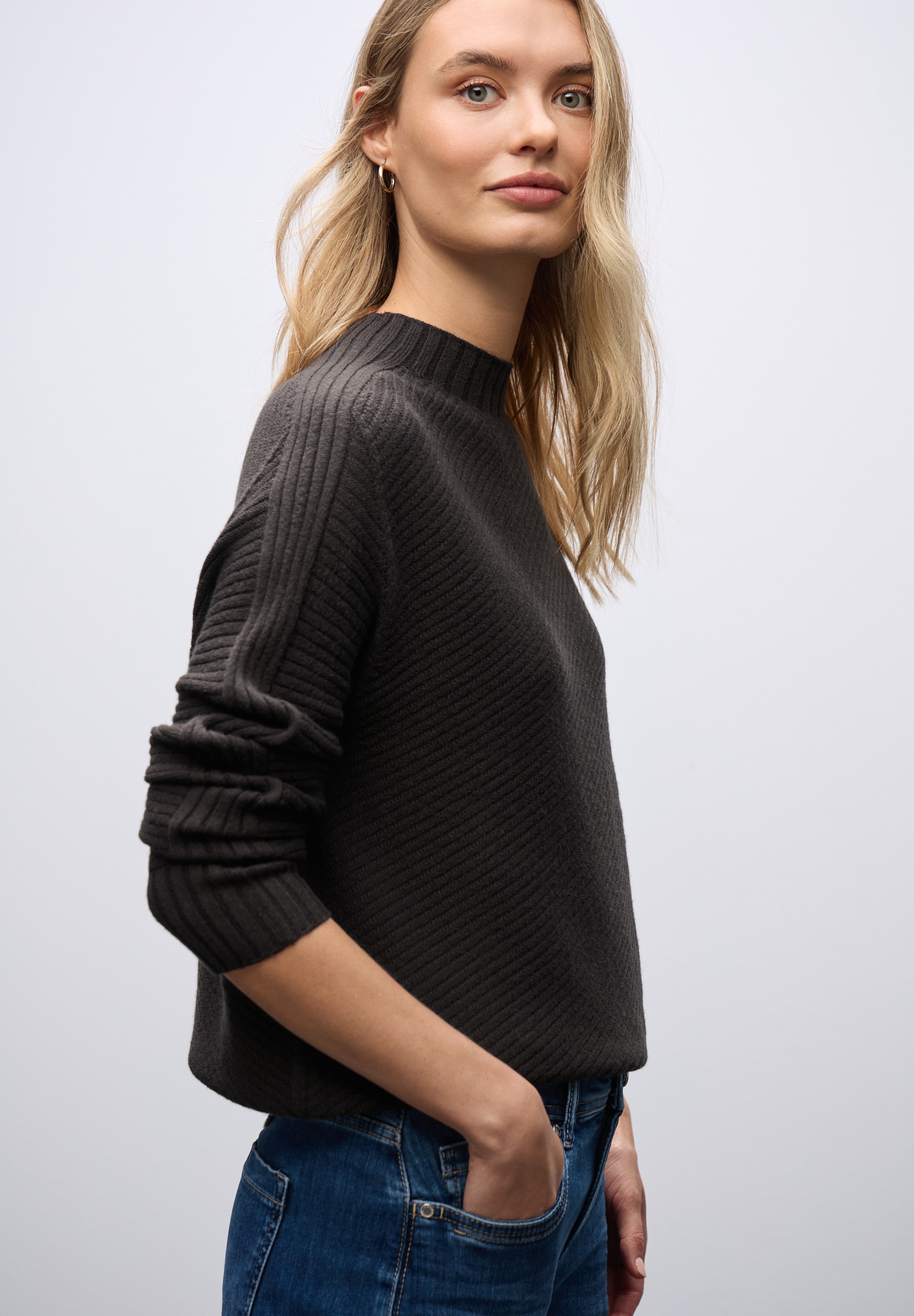 STREET ONE Strickpullover mit Struktur und Stehkragen/Turtleneck