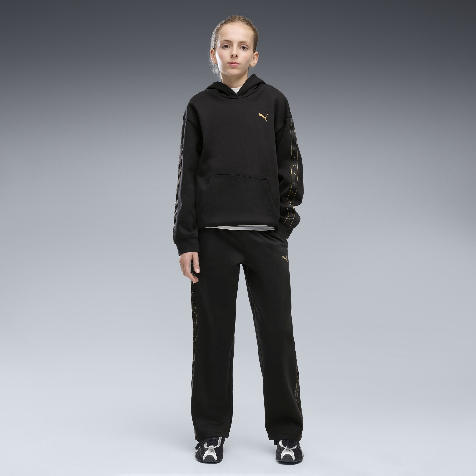PUMA Hoodie »Essentials Tape Relaxed Hoodie Mädchen«
