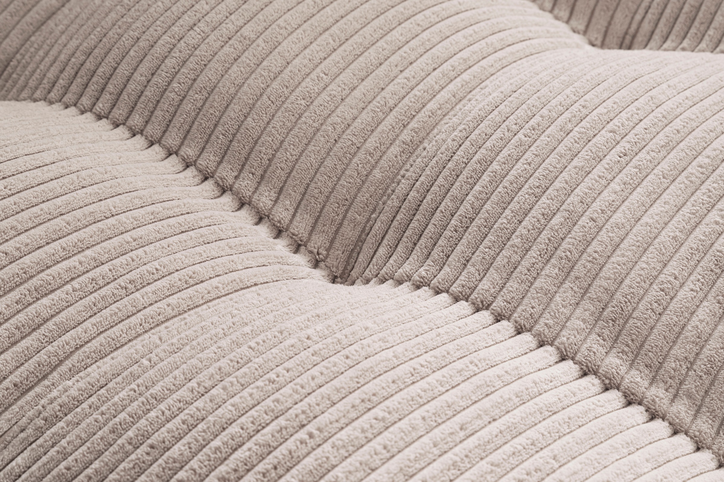 Thumbnail - Trends by HG Ecksofa "Landau L-Form" in Cord-Stoff mit Metallfuß