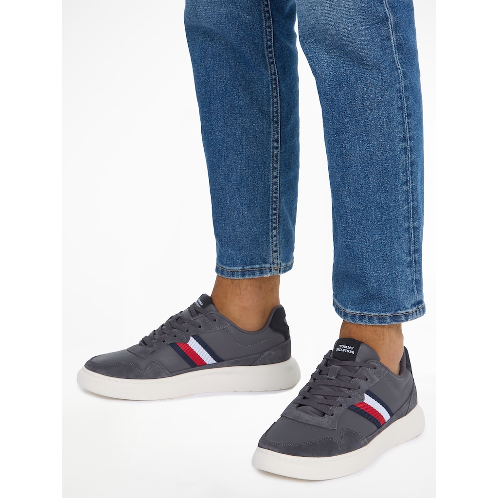 Tommy Hilfiger Sneaker »LIGHT CUPSOLE LTH MIX STRIPES«, mit gepolstertem Schaftrand, Freizeitschuh, Halbschuh, Schnürschuh