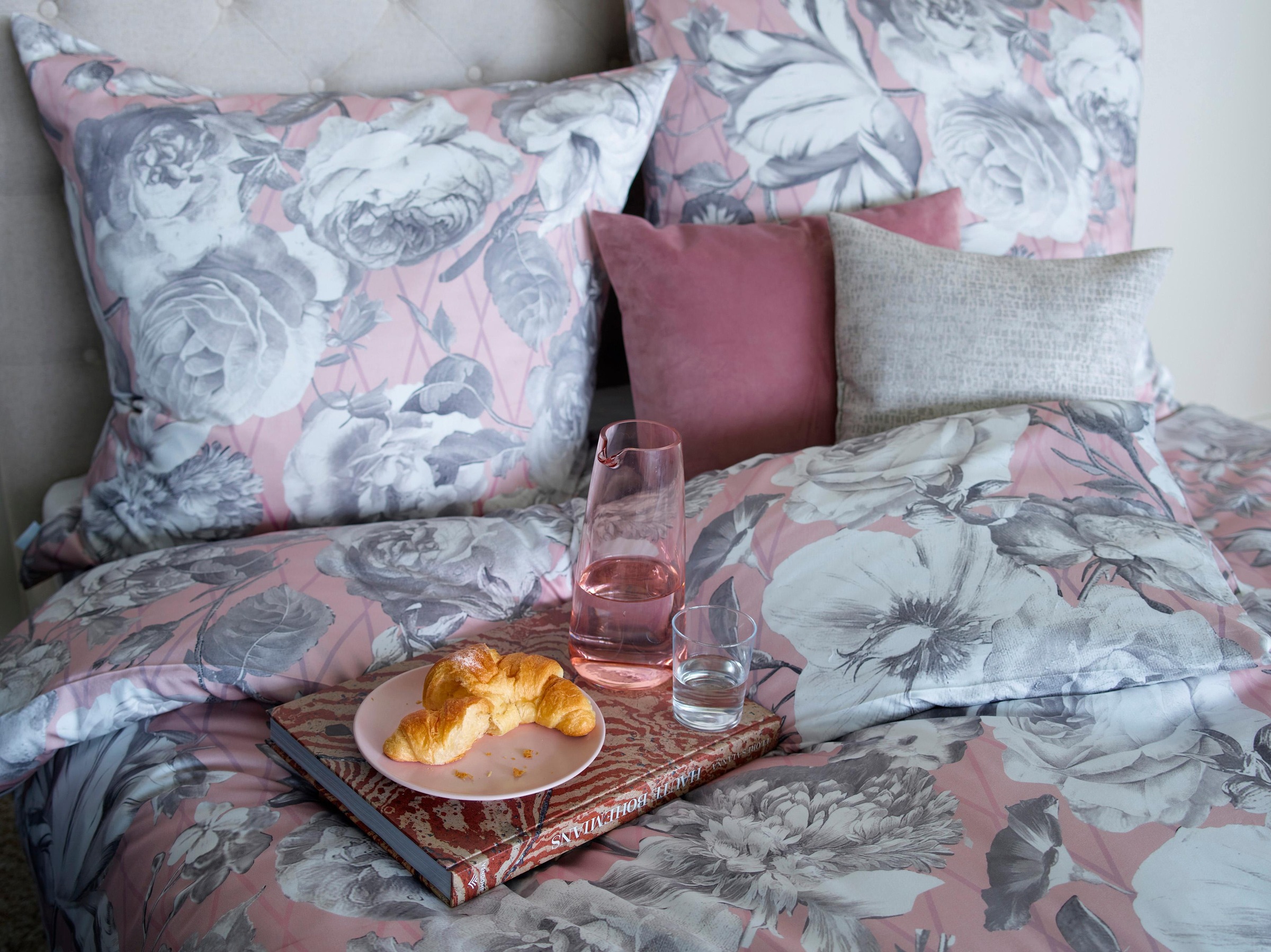 Thumbnail - APELT Bettwäsche "Sophie" 2 Stk. tlg. Blütenmotive, GOTS zertifiziert - aus Bio-Baumwolle