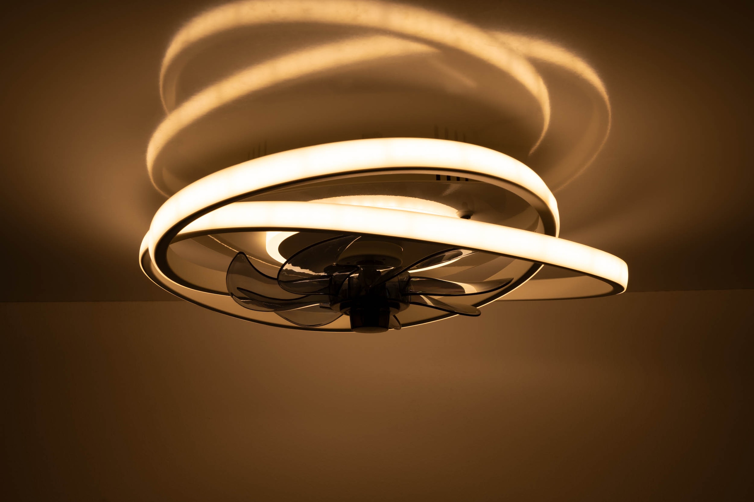 OTTO home LED Deckenleuchte »Lunnee Deckenventilator« LED-Modul 1 Stk. warmweiß - kaltweiß Ventilator, Dimmbar per IR-Fernbedienung, CCT, Memory, Nachtlicht