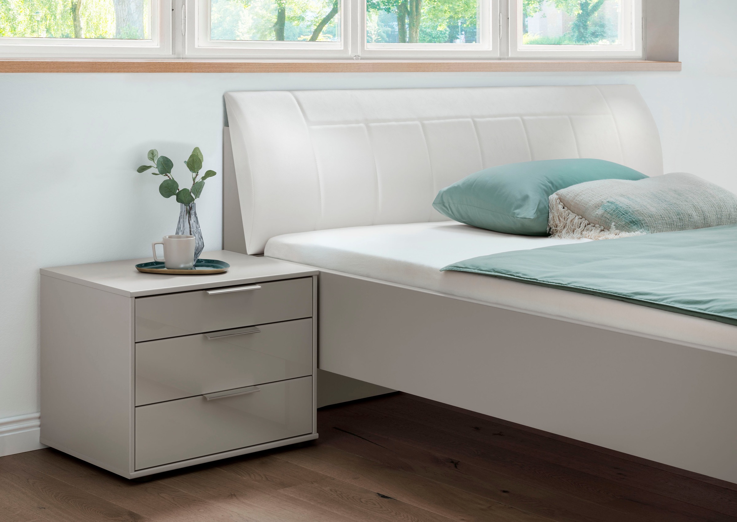 WIEMANN Futonbett »Monaco, Bettgestell, Bettrahmen, komfortables Polsterkopfteil«, (4-fache Liegehöhenverstellung, MADE IN GERMANY), Polsterkopfteil aus Kunstleder, verschiedene Größen, in Komforthöhe