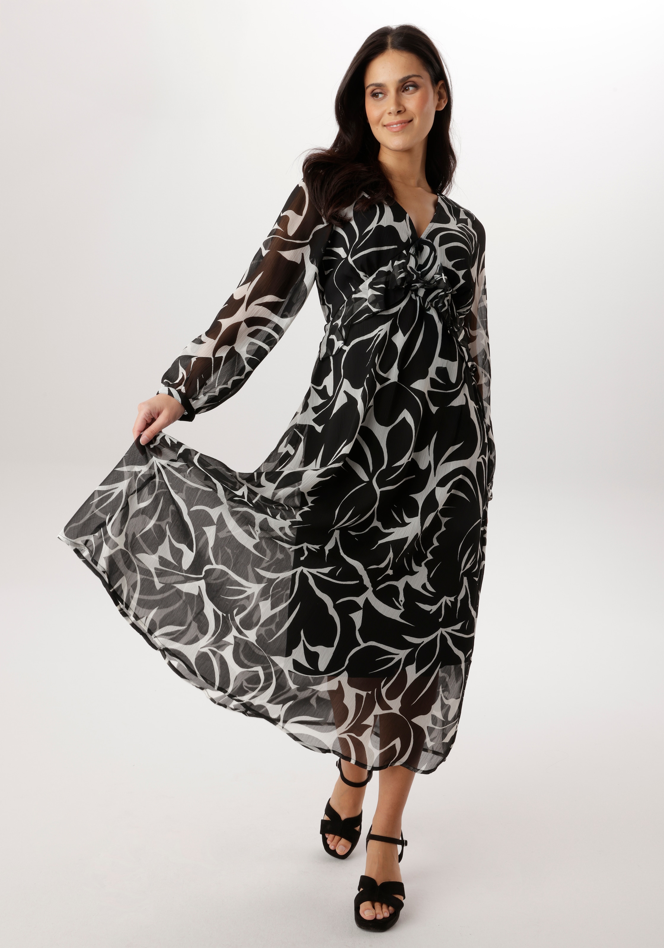 Aniston SELECTED Chiffonkleid mit romantischer Blütenmusterung allover - NE günstig online kaufen