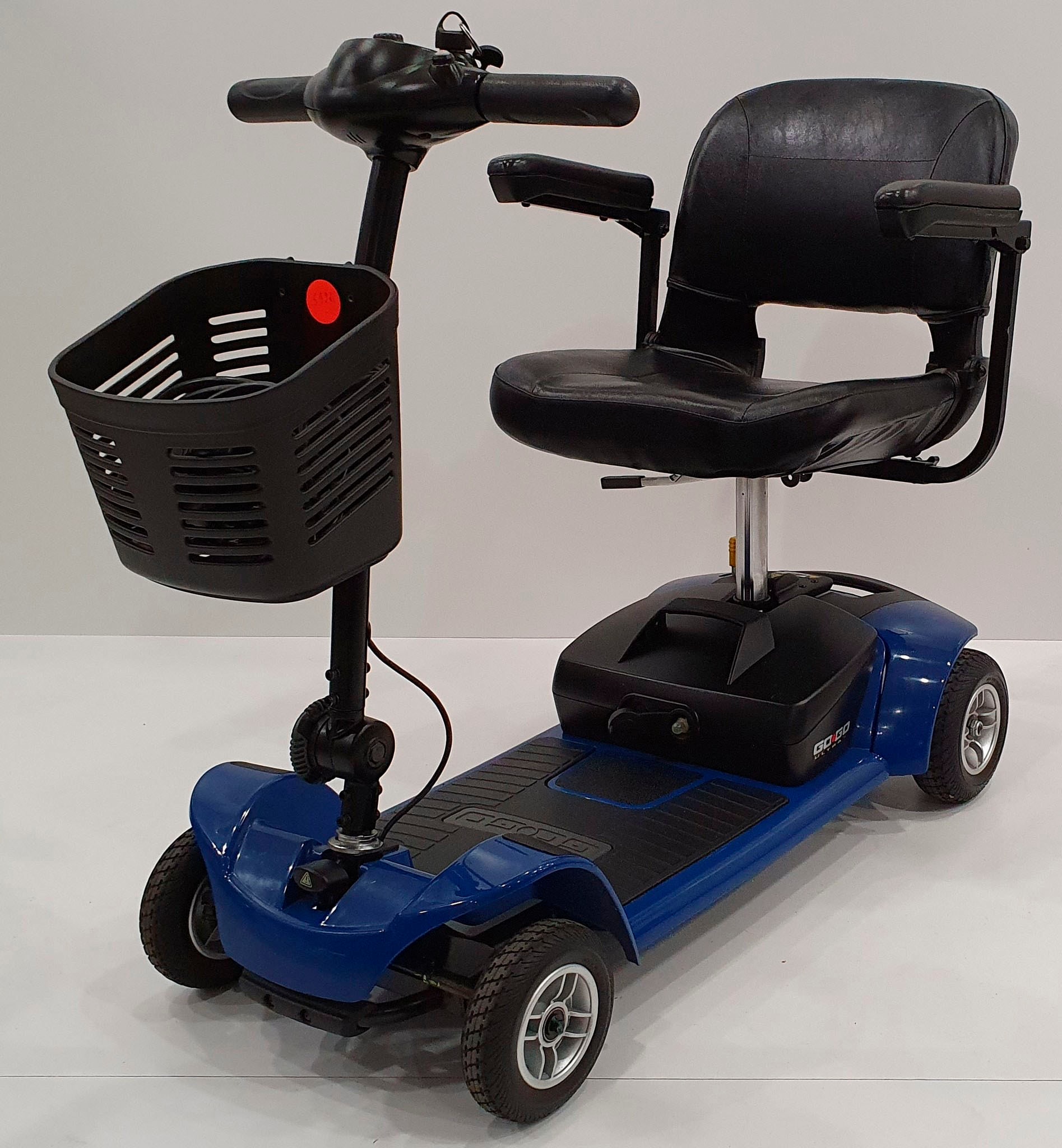 MOBILIS Elektromobil "M24 L, Reisemobil", blau, B:49cm H:84cm L:97cm, Elektromobile, leicht zerlegbar, günstiges Einstiegsmodell, extern ladbare Akkus