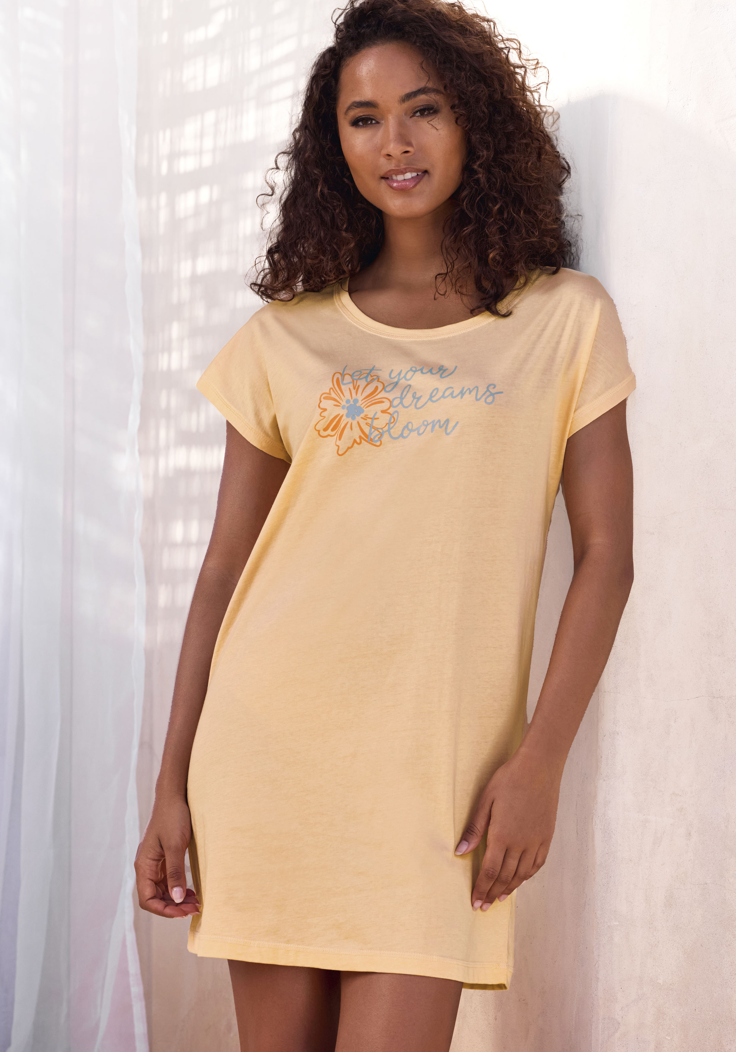 Vivance Dreams by Lascana Nachthemd mit schönem Frontprint