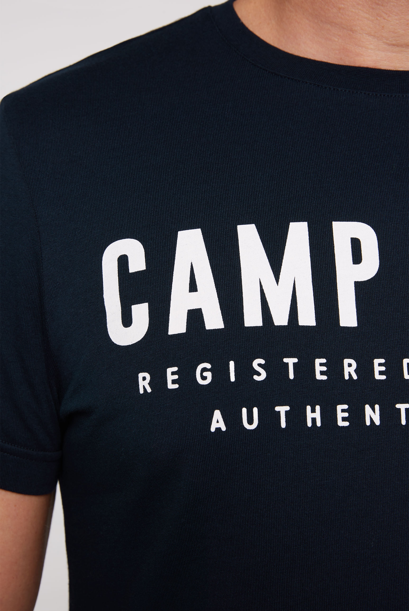 CAMP DAVID T-Shirt, mit Logo-Print auf der Vorderseite