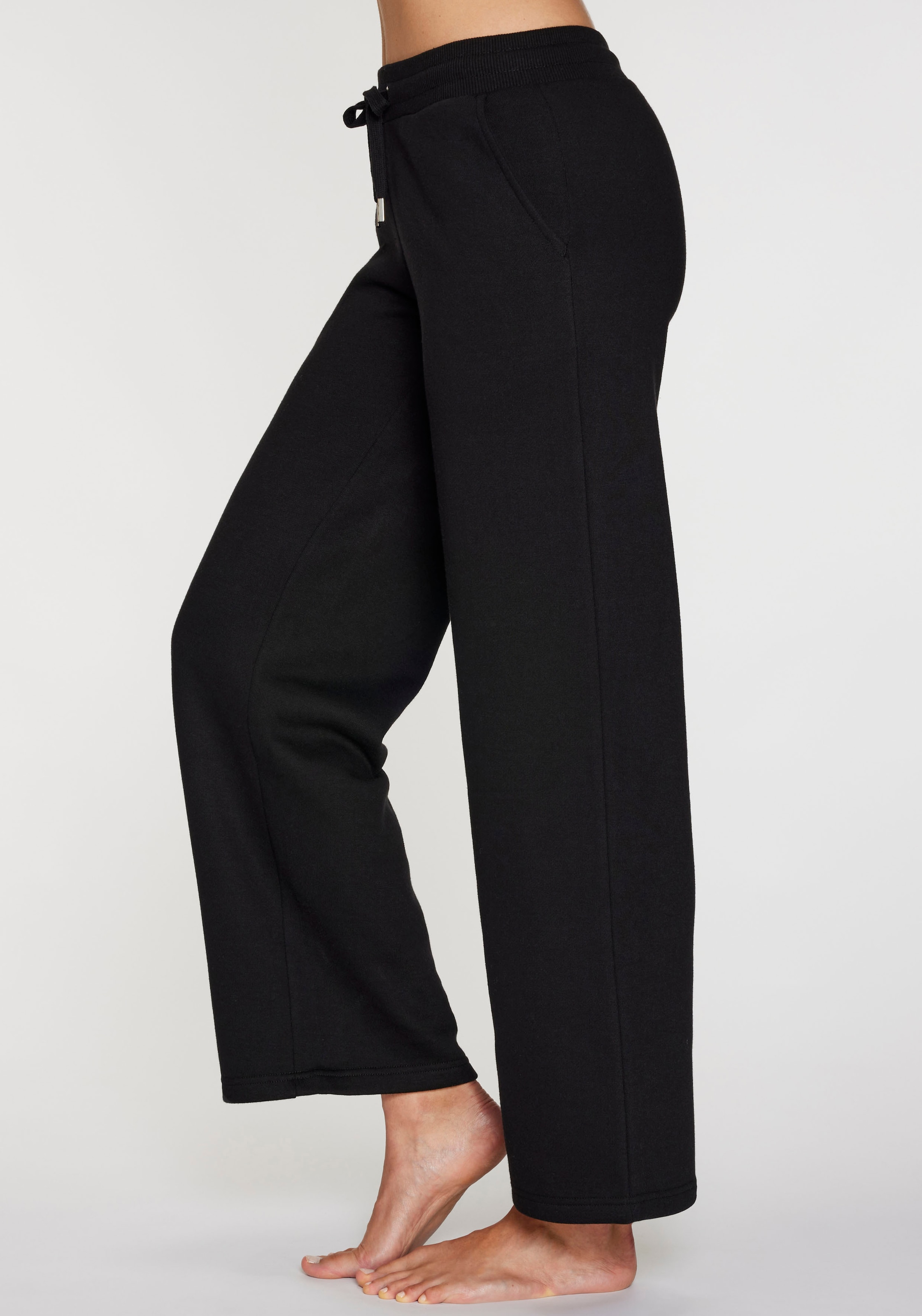 H.I.S Relaxhose, mit weitem Bein und aus ultraweicher Sweatqualität, Loungewear