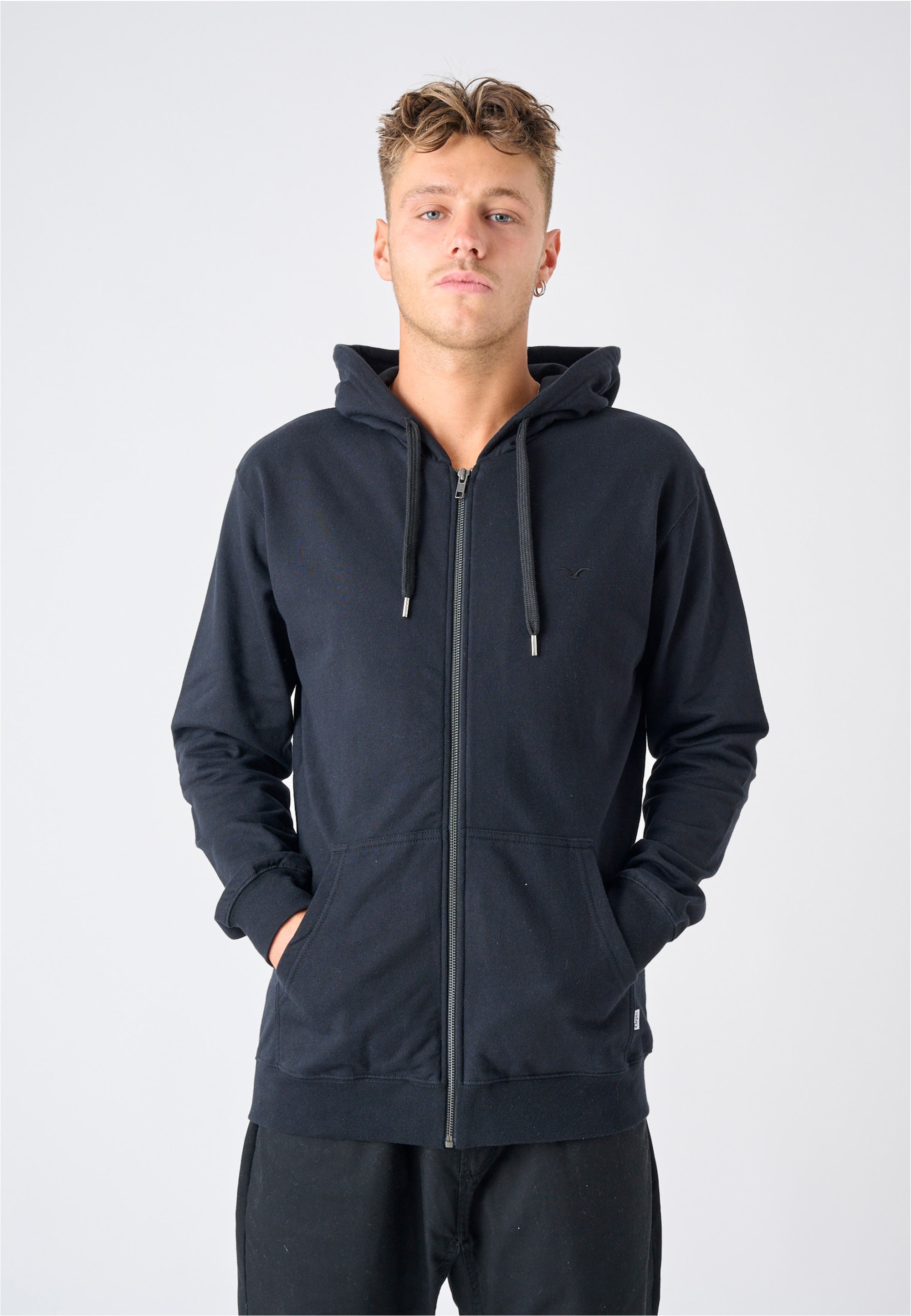 Cleptomanicx Sweatjacke "Ligull" mit kleiner Möwenstickerei