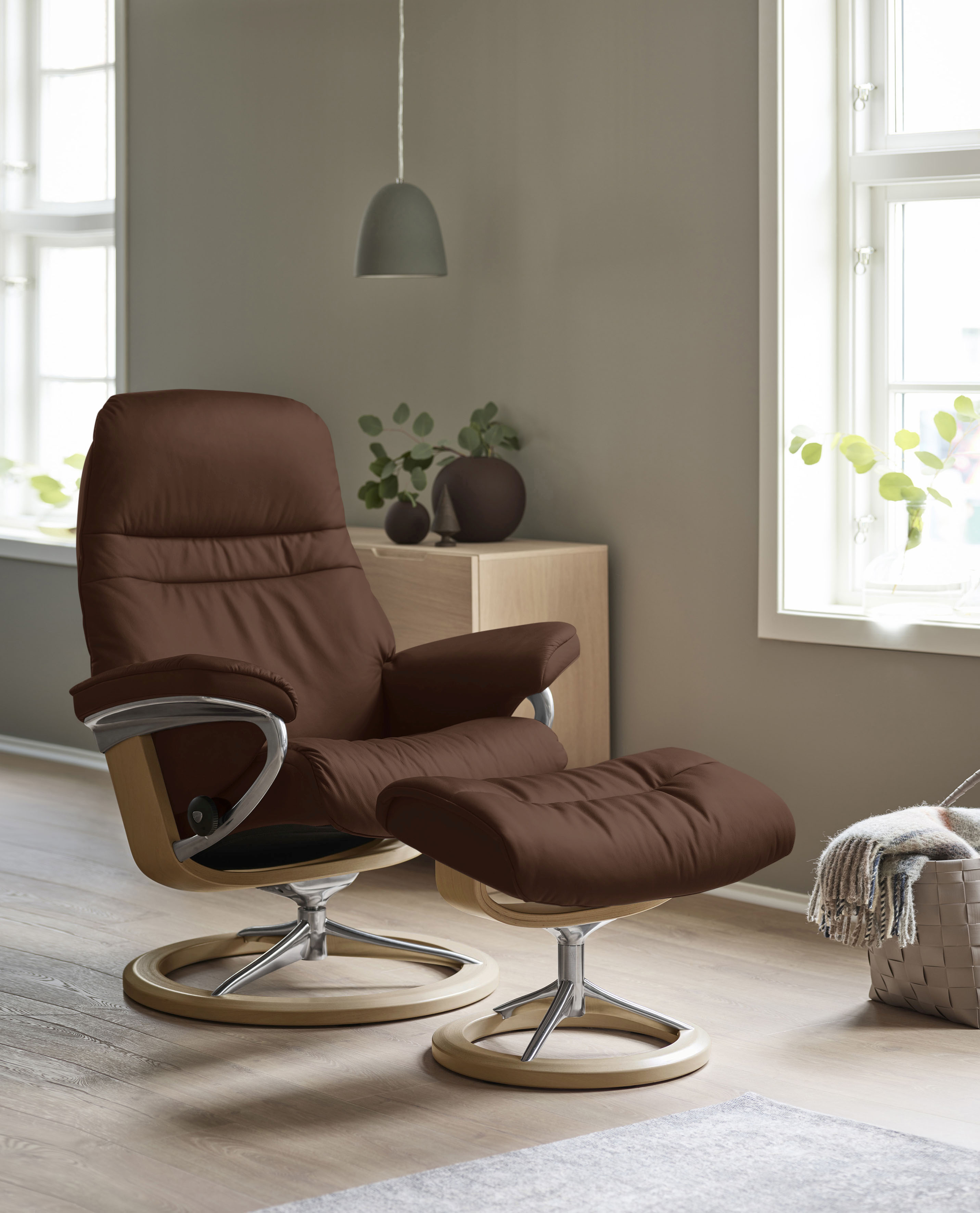 Thumbnail - Stressless Relaxsessel "Sunrise" Relaxsessel mit Hocker, mit Signature Base, Größe S, Gestell Eiche