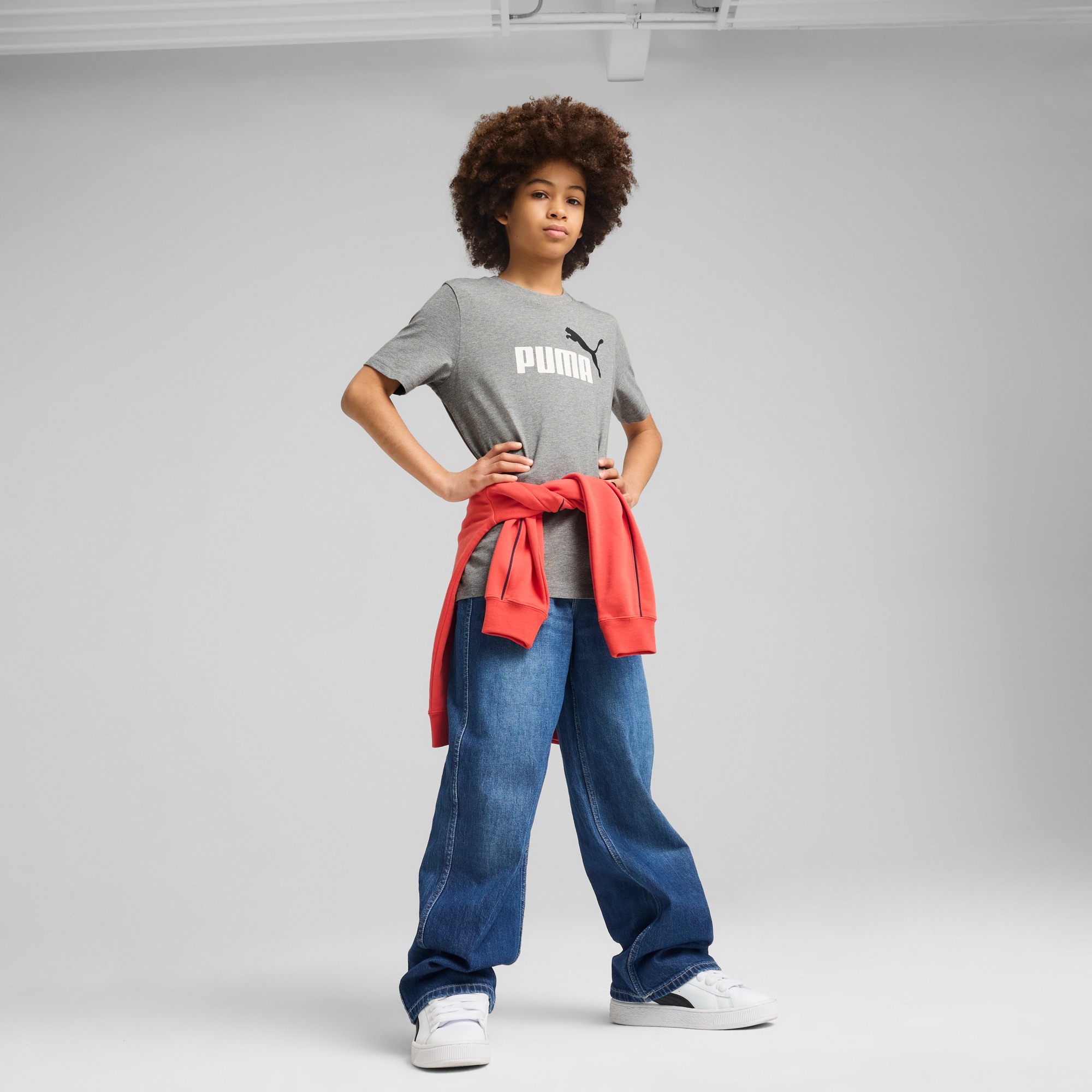 Thumbnail - PUMA T-Shirt "ESS 2 COLOR NO.1 LOGO TEE B" Regular Fit, Kurzarm, für Jugendliche, Rundhalsausschnitt