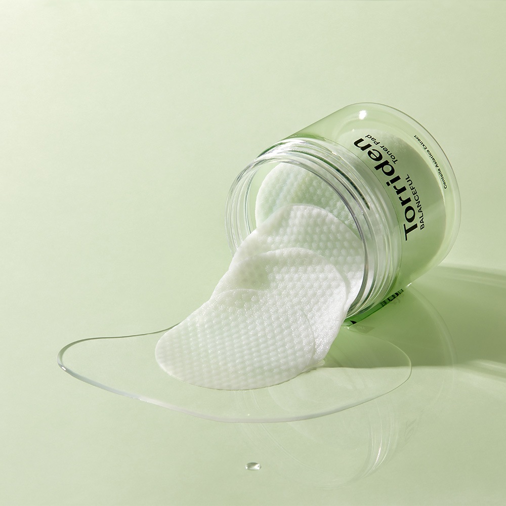 Thumbnail - Torriden Toner "Torriden Balanceful Cica Toner Pad" Toner-Pads beruhigend, hoch angereichert mit Centella Asiatica-Extra...