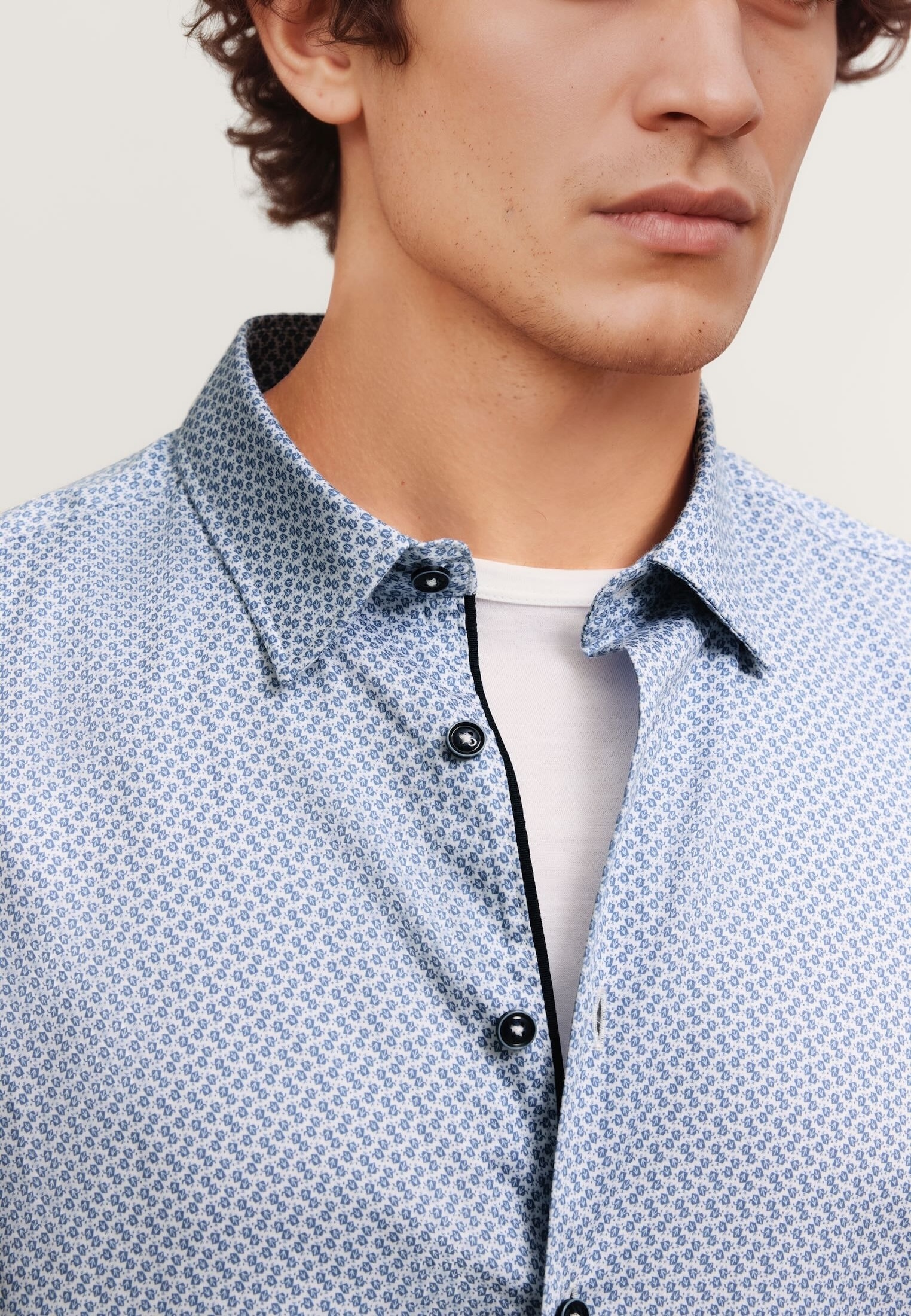 bugatti Businesshemd »Easy-Care Funktion« mit Under-Button-Down Kragen