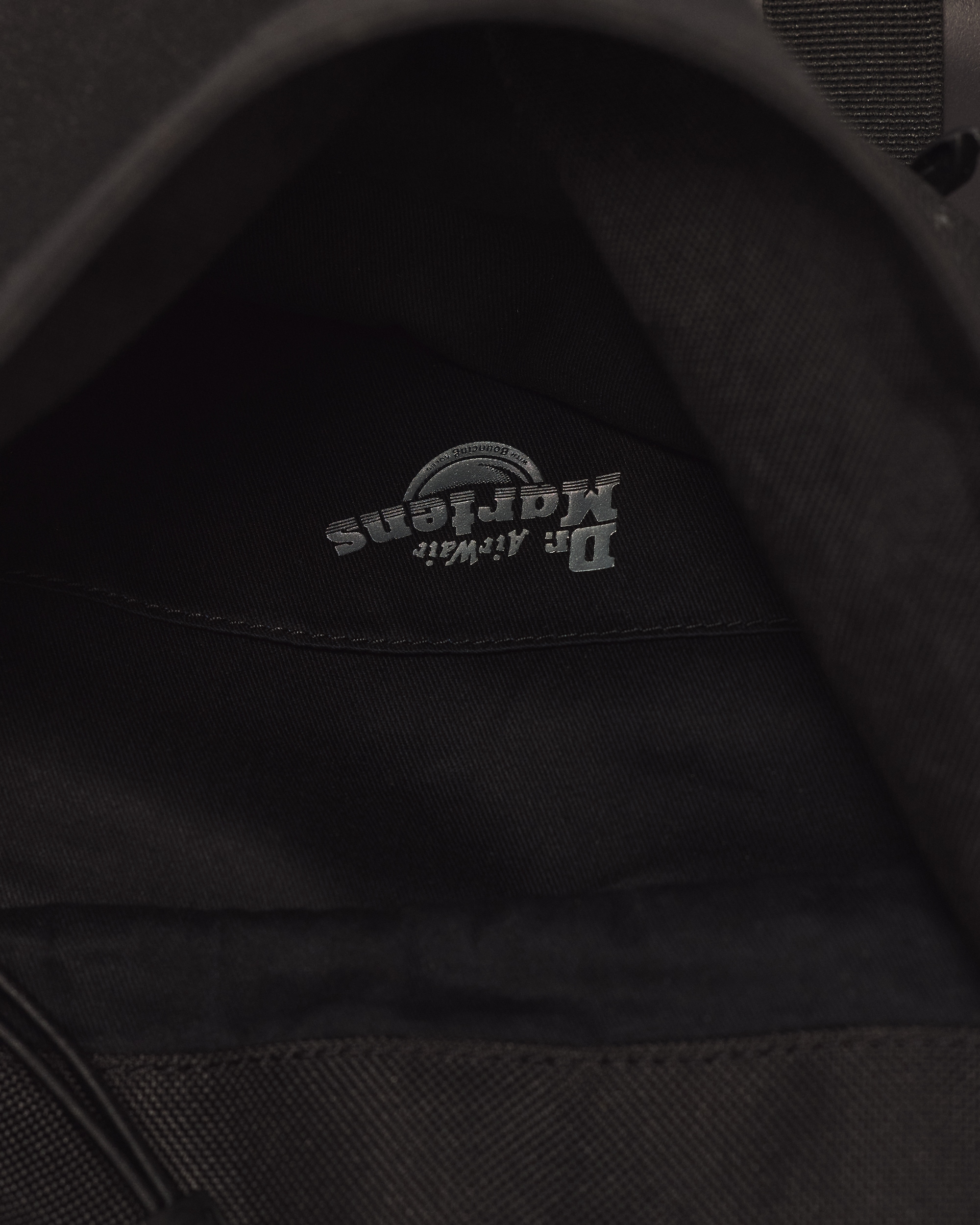 DR. MARTENS Cityrucksack »Utility Backpack« mit Karabiner-Verschluss