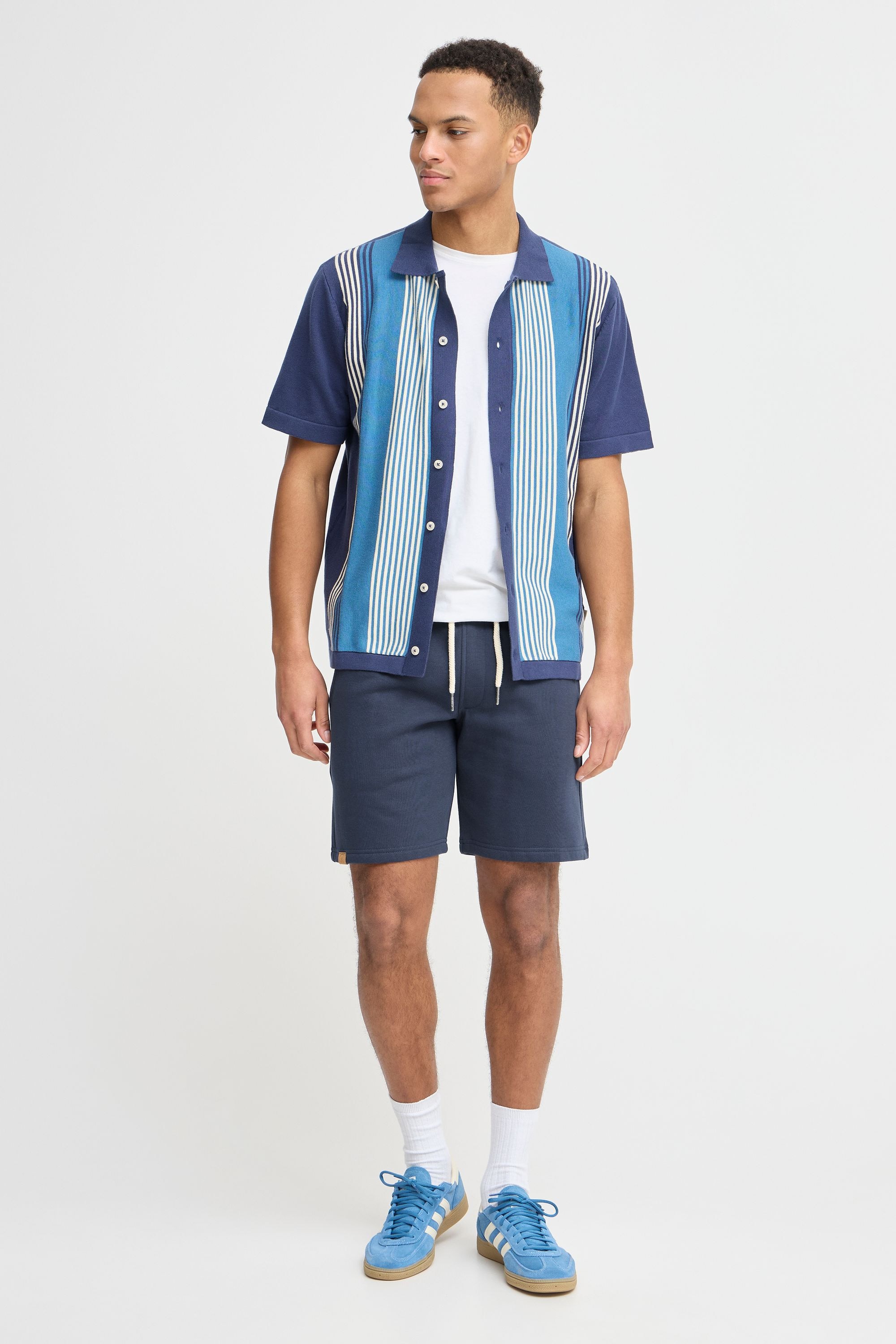 !Solid Sweatshorts »Sweatshorts SDARONA«