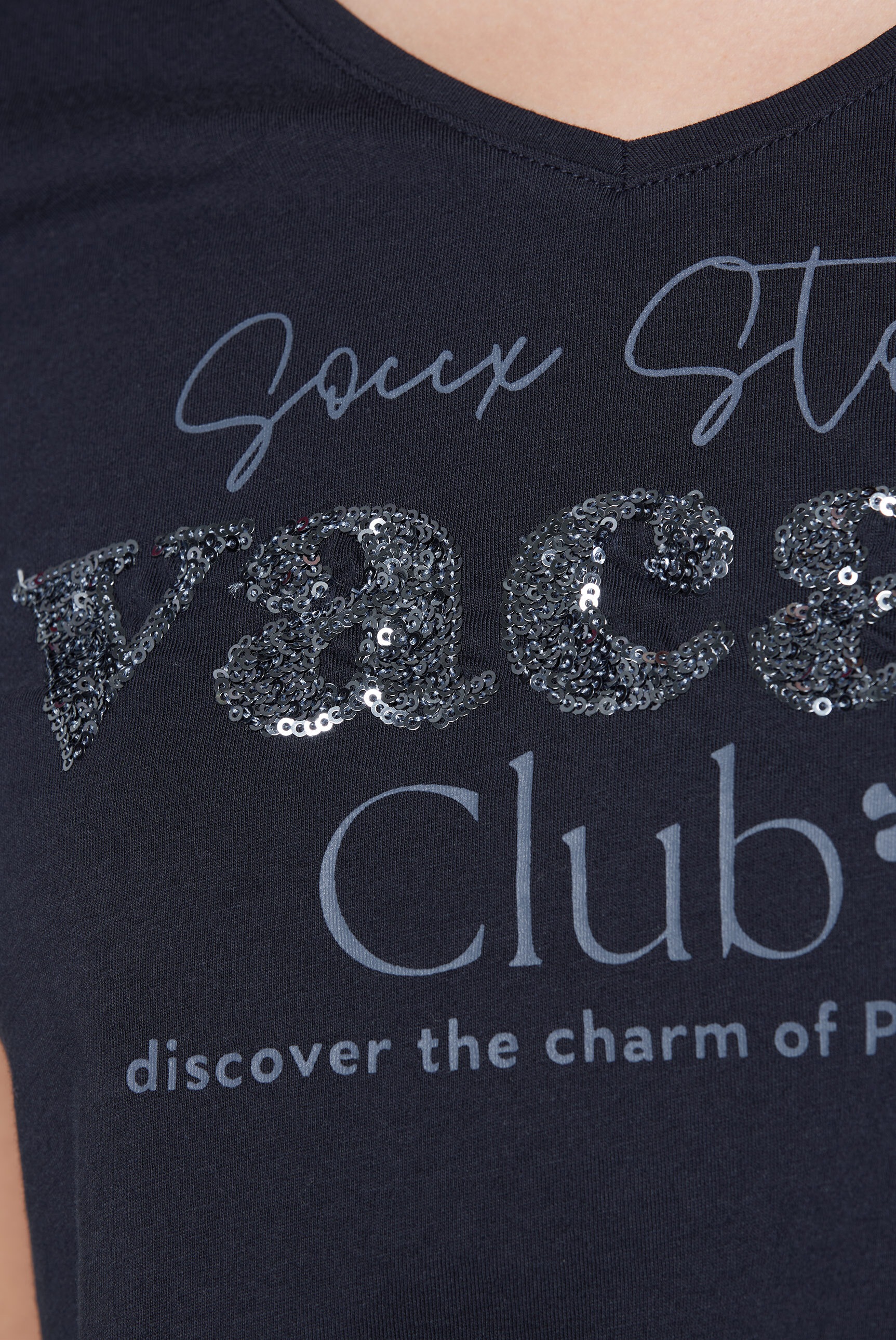 SOCCX V-Shirt, mit Seitenschlitze
