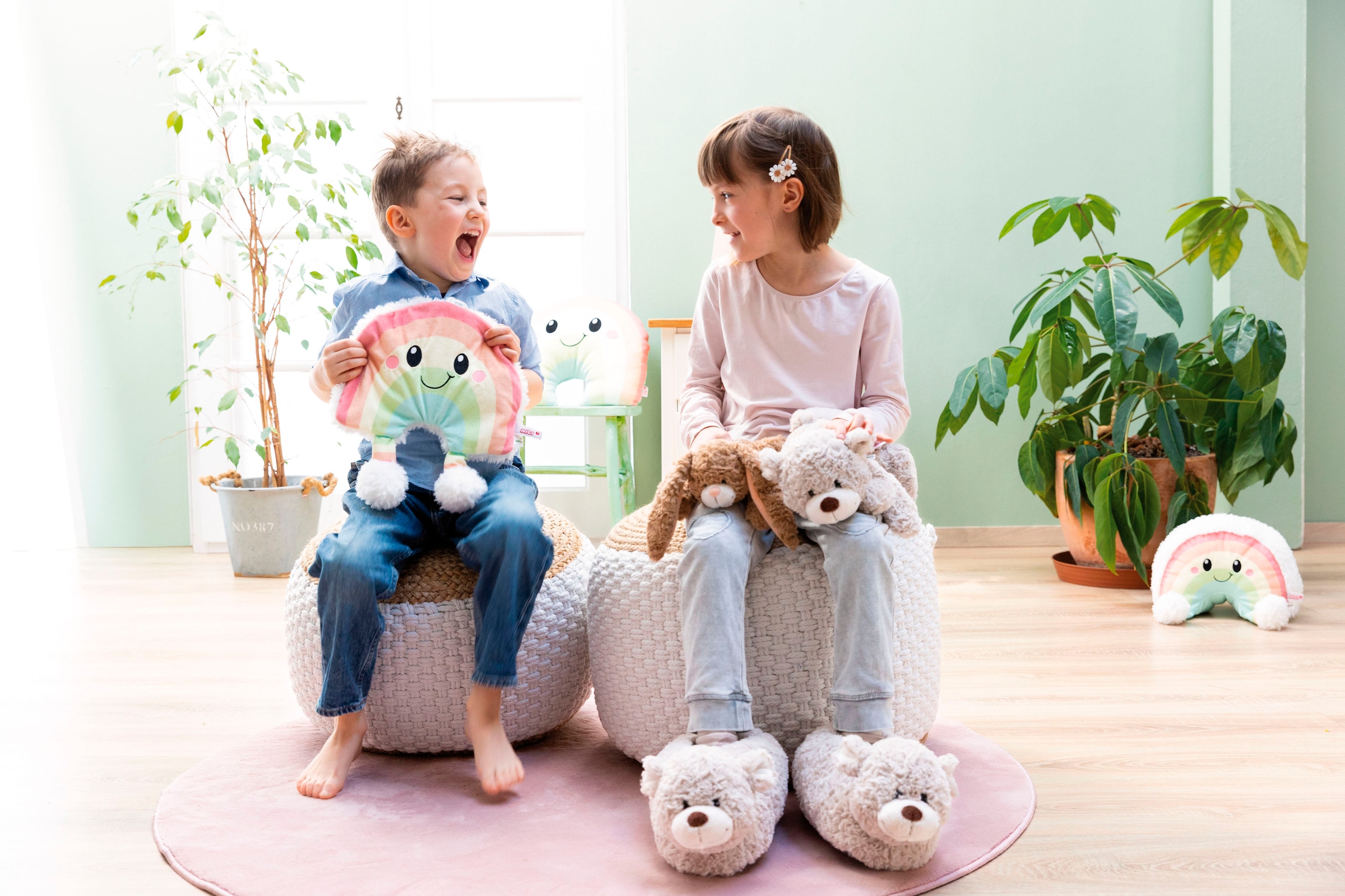 Nici Kuscheltier »Classic Bear, Hase Lopino, 30 cm liegend«, liegend; enthält recyceltes Material (Global Recycled Standard)
