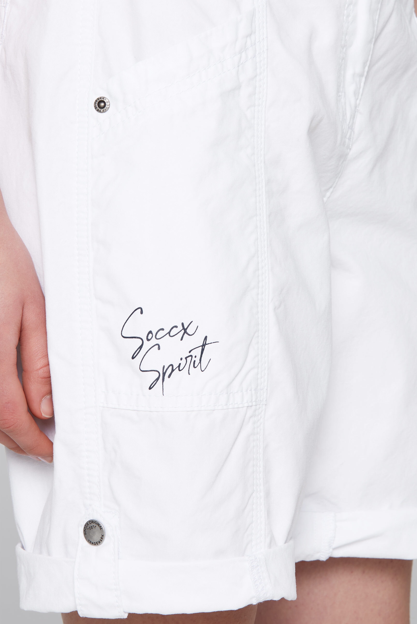 SOCCX Shorts, Krempelsaum mit Druckknopfriegel