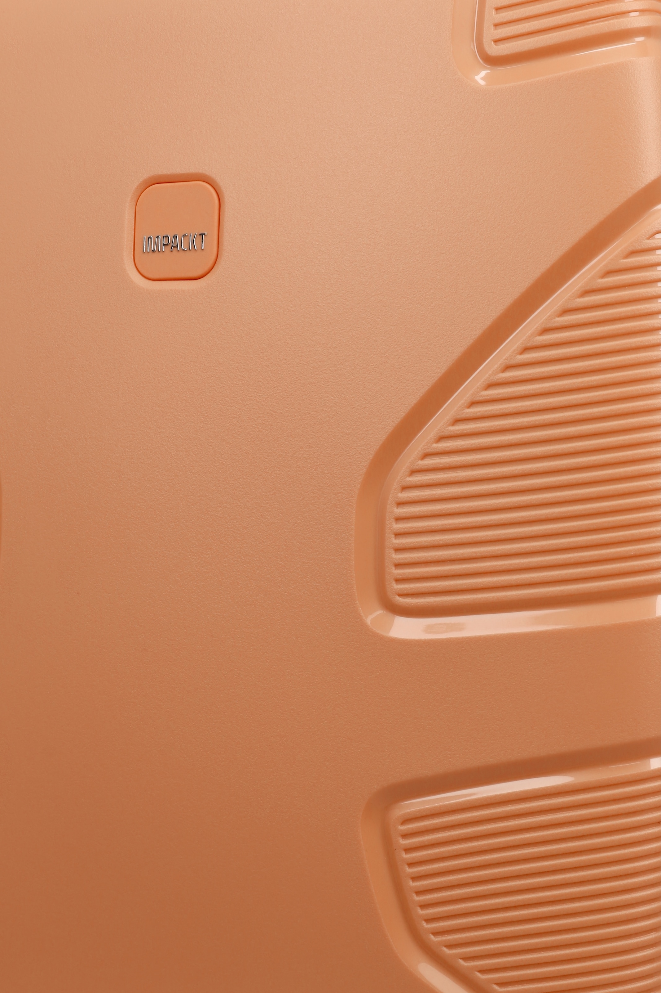 IMPACKT Hartschalen-Trolley »IP1, verschiedene Größen und Farben« 38 l 4 Rollen Hartschalen-Koffer vegan Koffer Reisegepäck USB-Port TSA Zahlenschloss