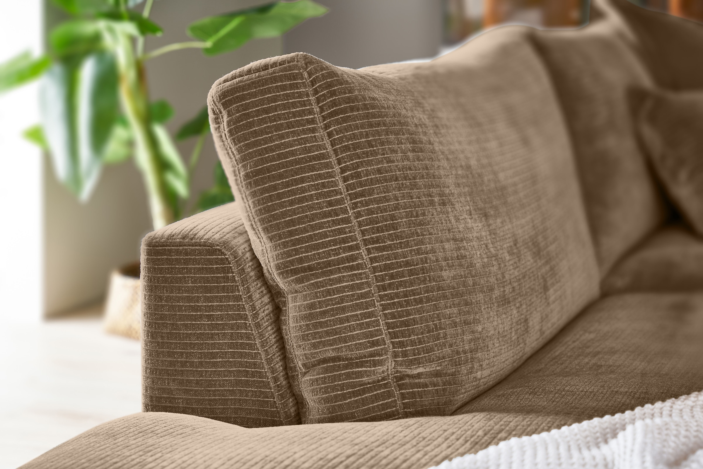 Musterring Ecksofa »Lucia modern und bequem, Breite 330cm, L-Form« verschiedene Farben, großer Longchair mit Armlehne, B330 x T190 cm